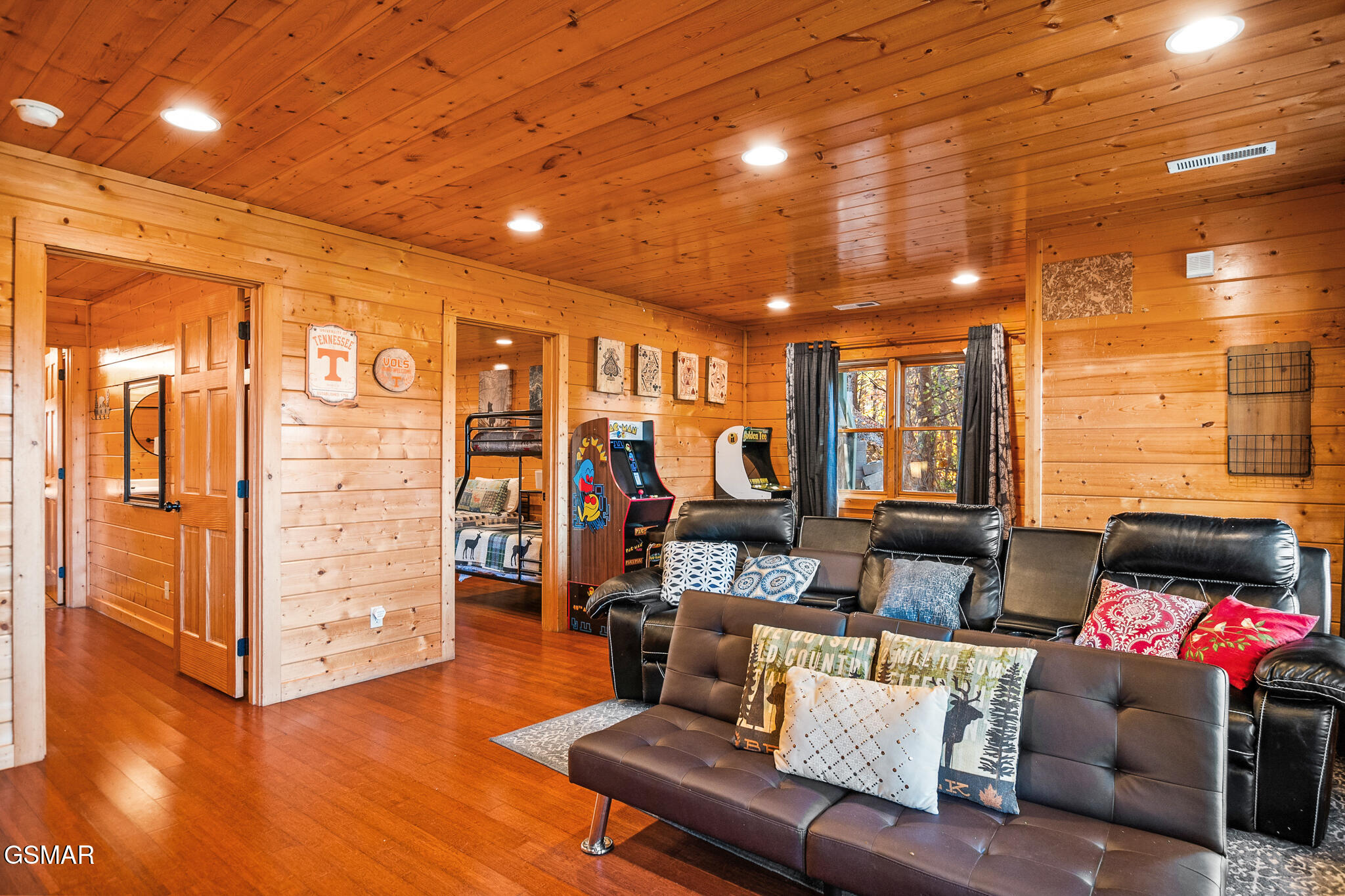 4104 Harvest Moon Road Sevierville TN 37862