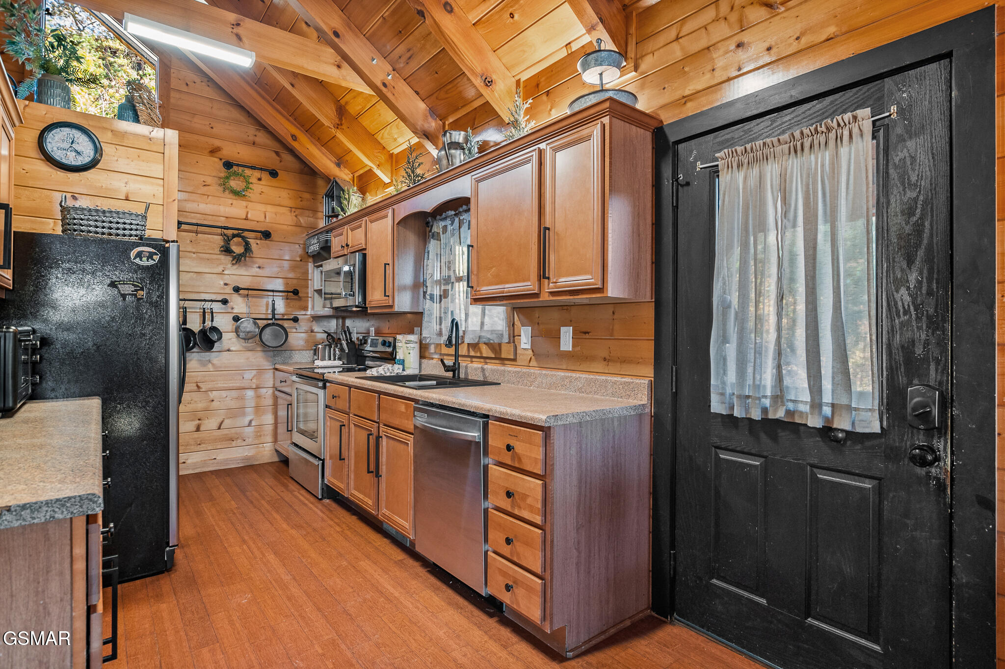 4104 Harvest Moon Road Sevierville TN 37862