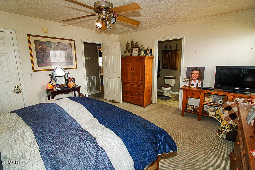 1645 Jasmine Trail Sevierville TN 37862