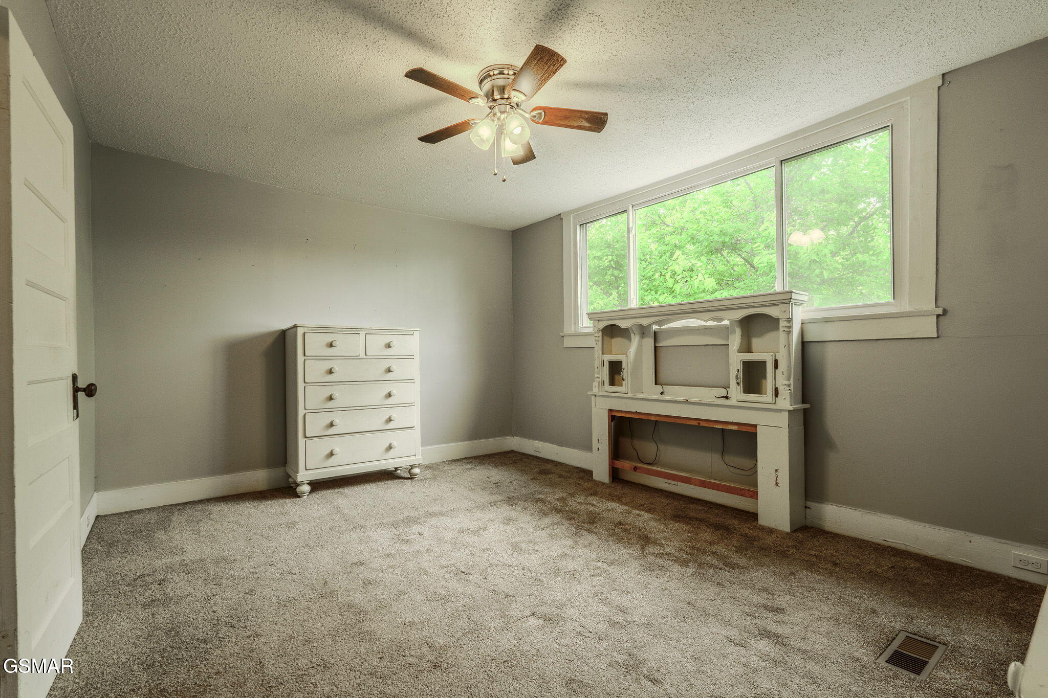 1619 Beaumont Avenue Knoxville TN 37921