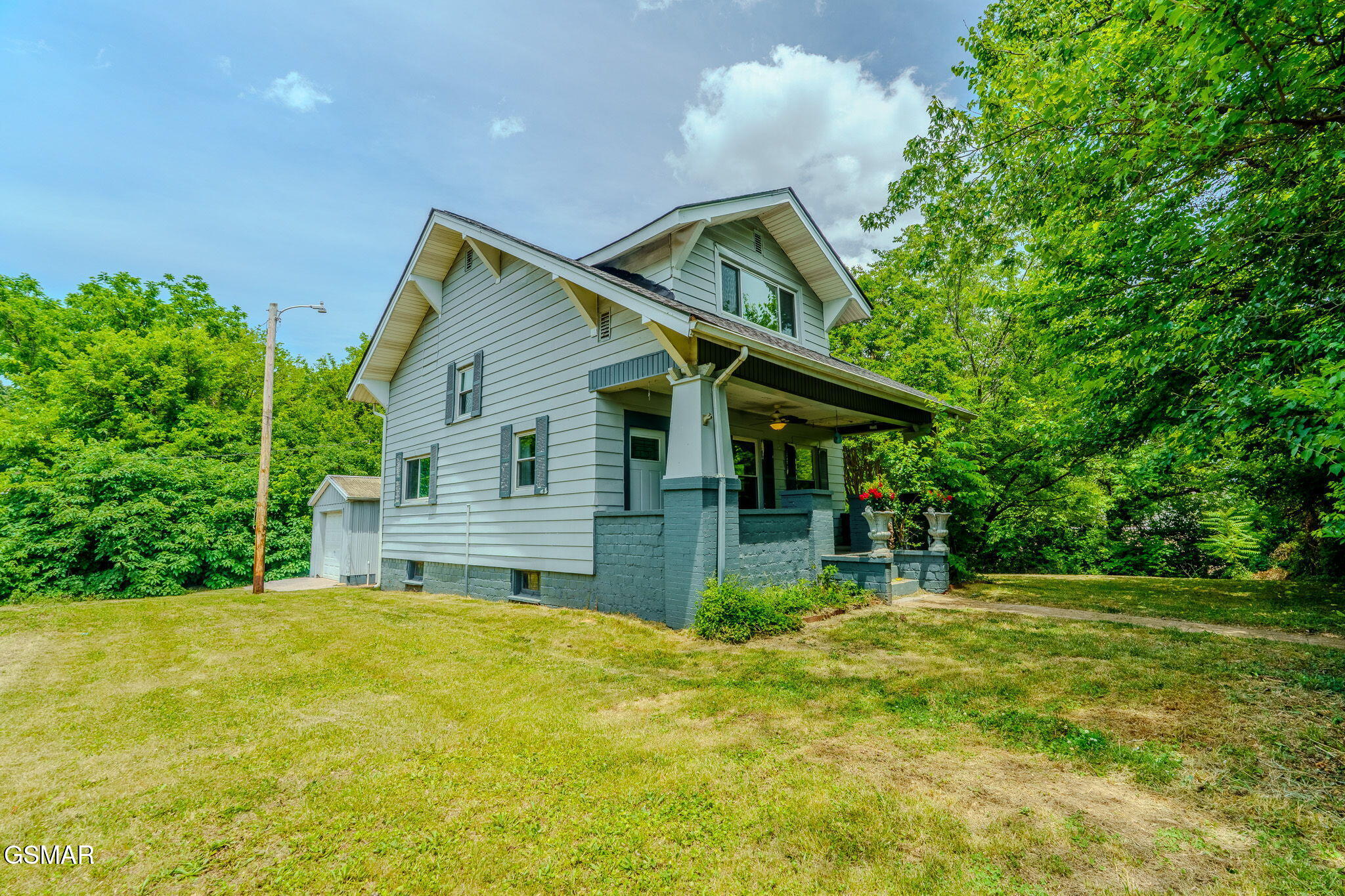 1619 Beaumont Avenue Knoxville TN 37921