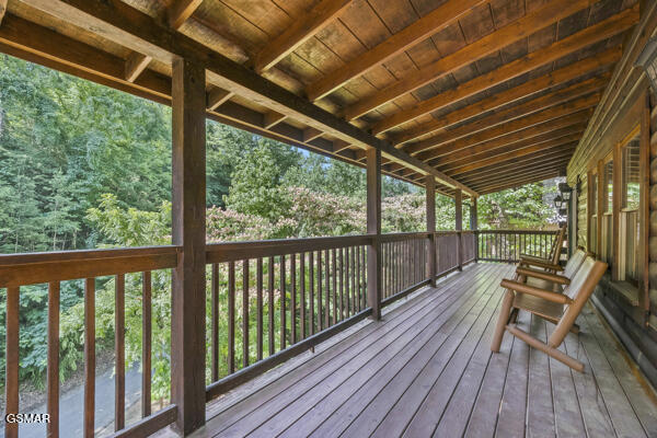 620 Chickasaw Gap Way Pigeon Forge TN 37863
