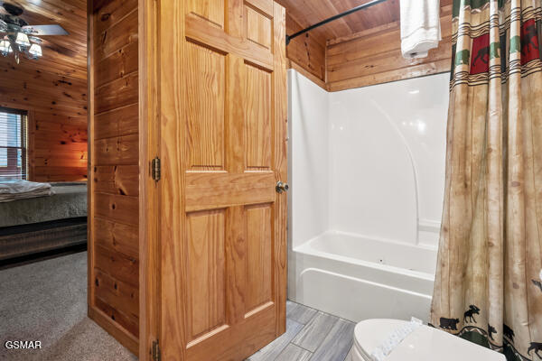 620 Chickasaw Gap Way Pigeon Forge TN 37863