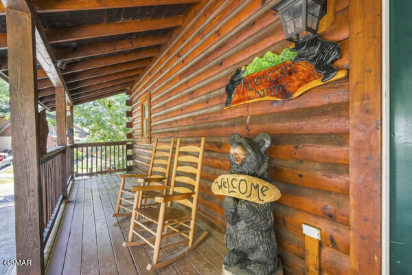 620 Chickasaw Gap Way Pigeon Forge TN 37863