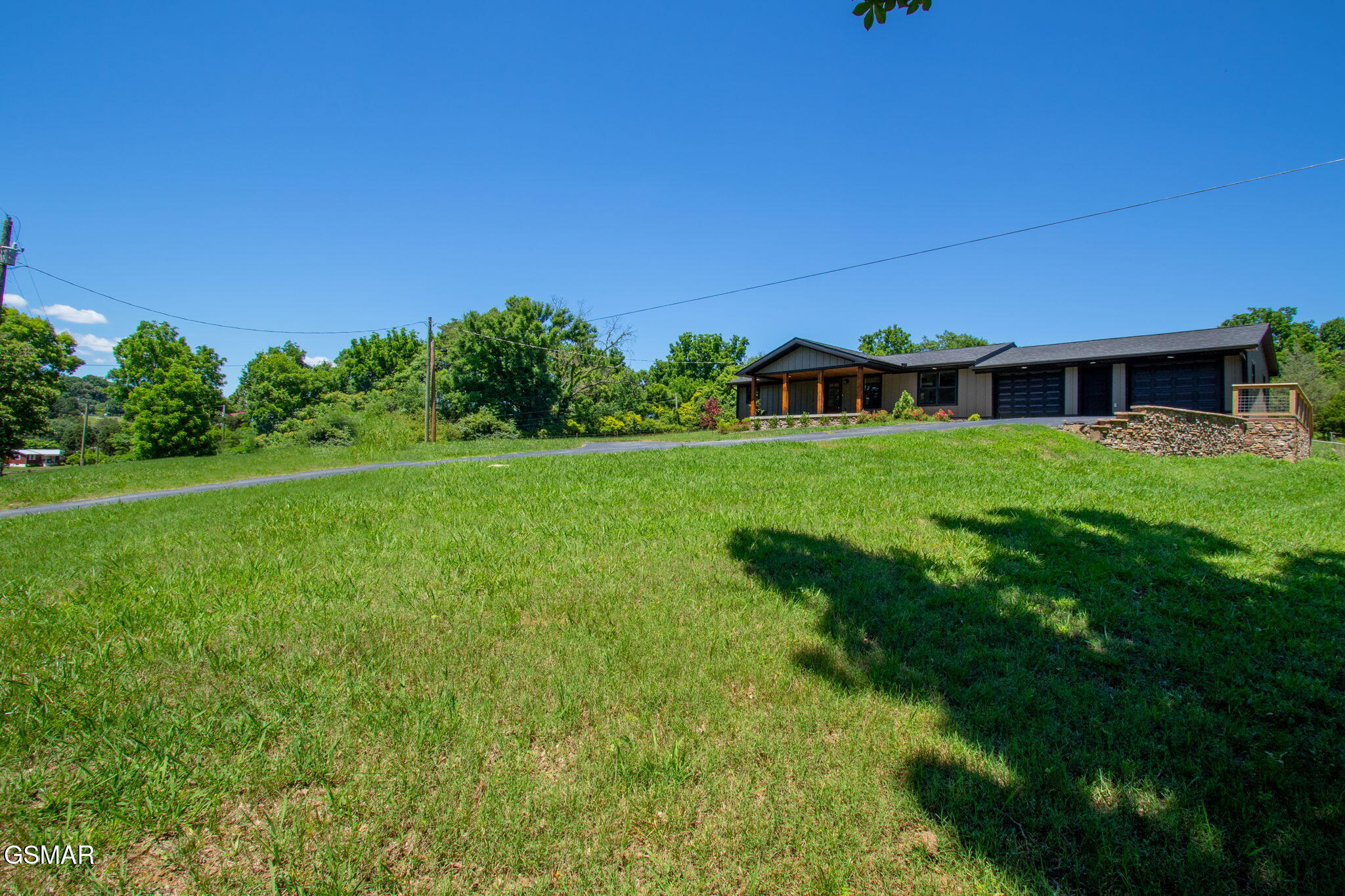 1437 Beacon Road Talbott TN 37877