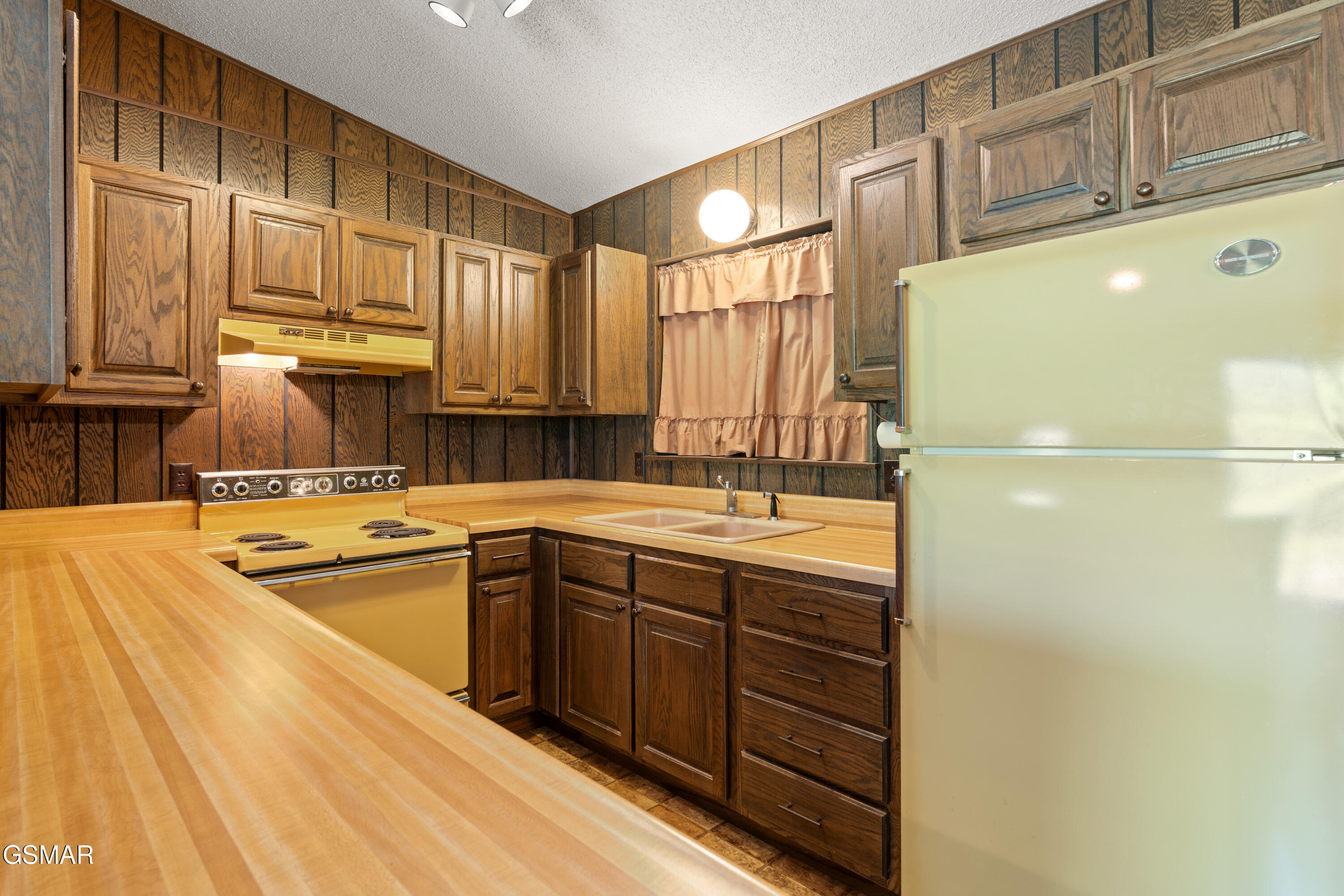 421 Gatlin Drive Gatlinburg TN 37738