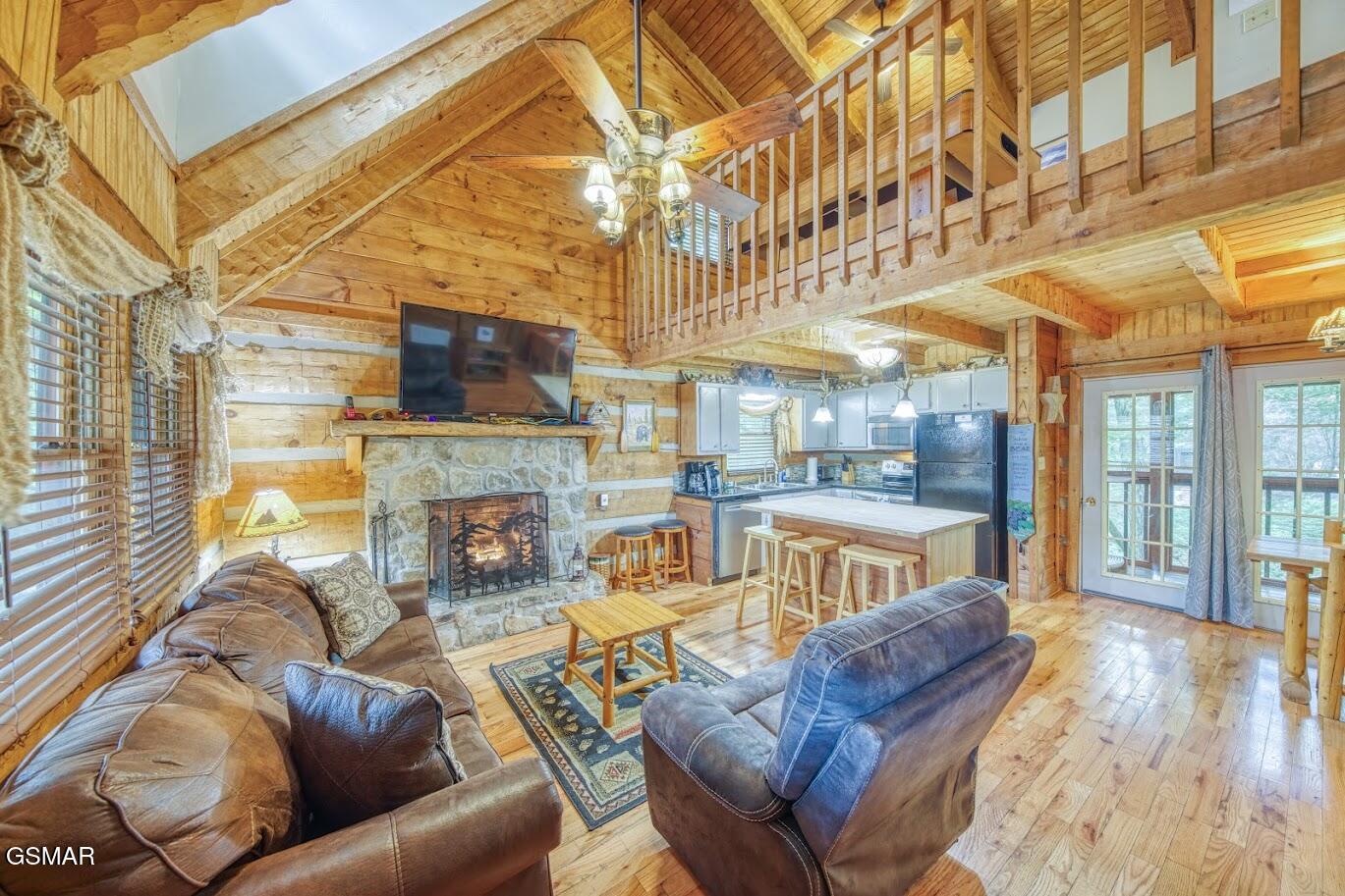 1136 E Foothills Drive Gatlinburg TN 37738