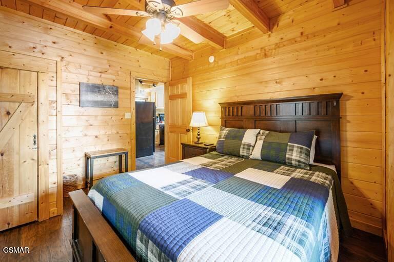 1979 E Mountain View Way Sevierville TN 37862