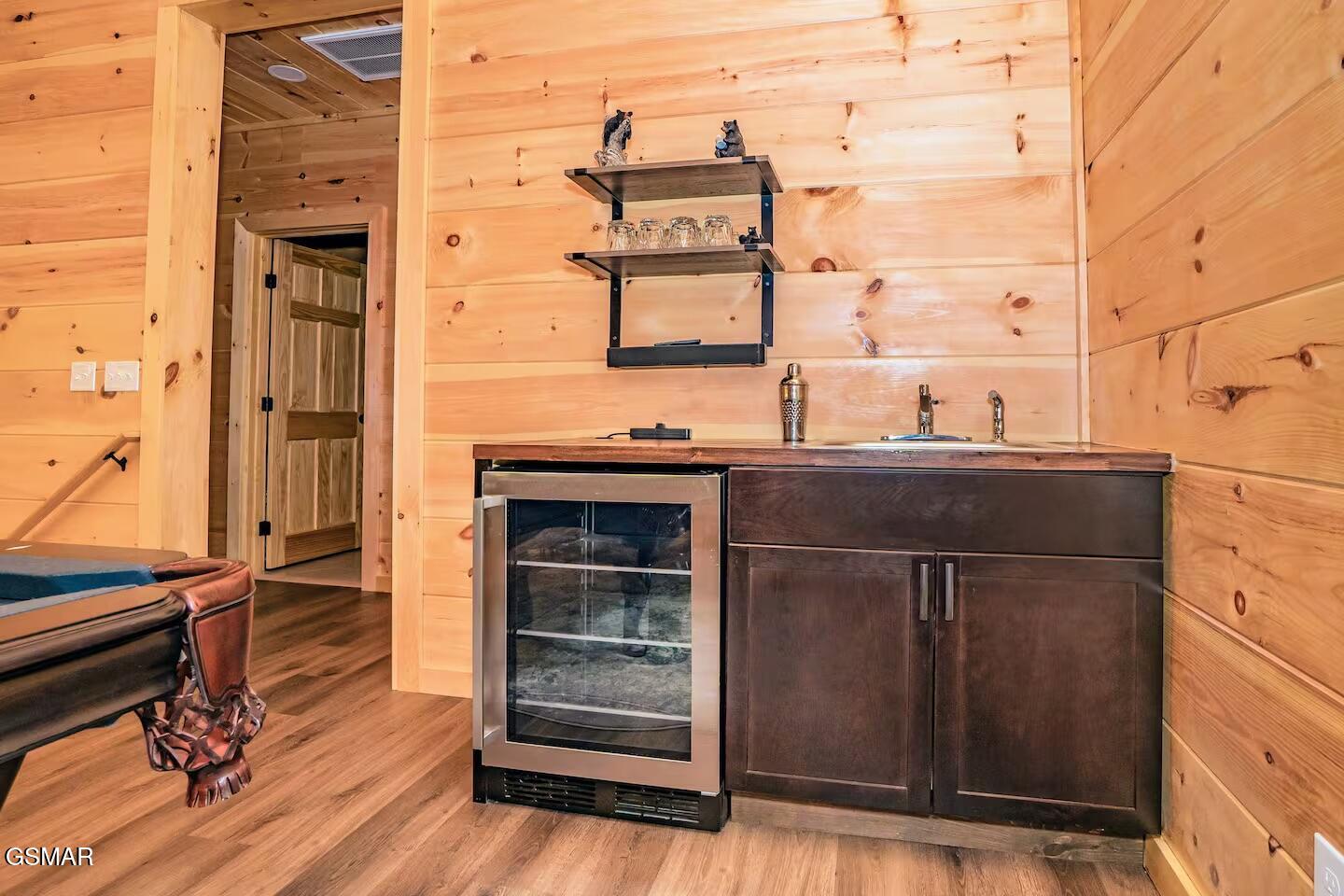 2818 Ridge Creek Circle Sevierville TN 37876