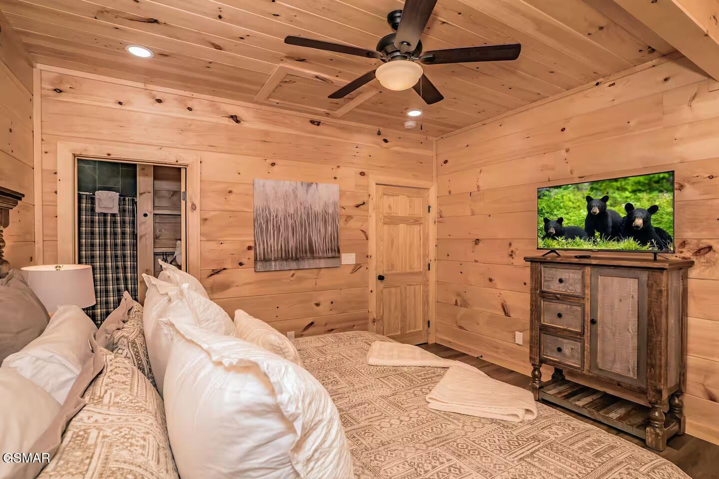 2818 Ridge Creek Circle Sevierville TN 37876