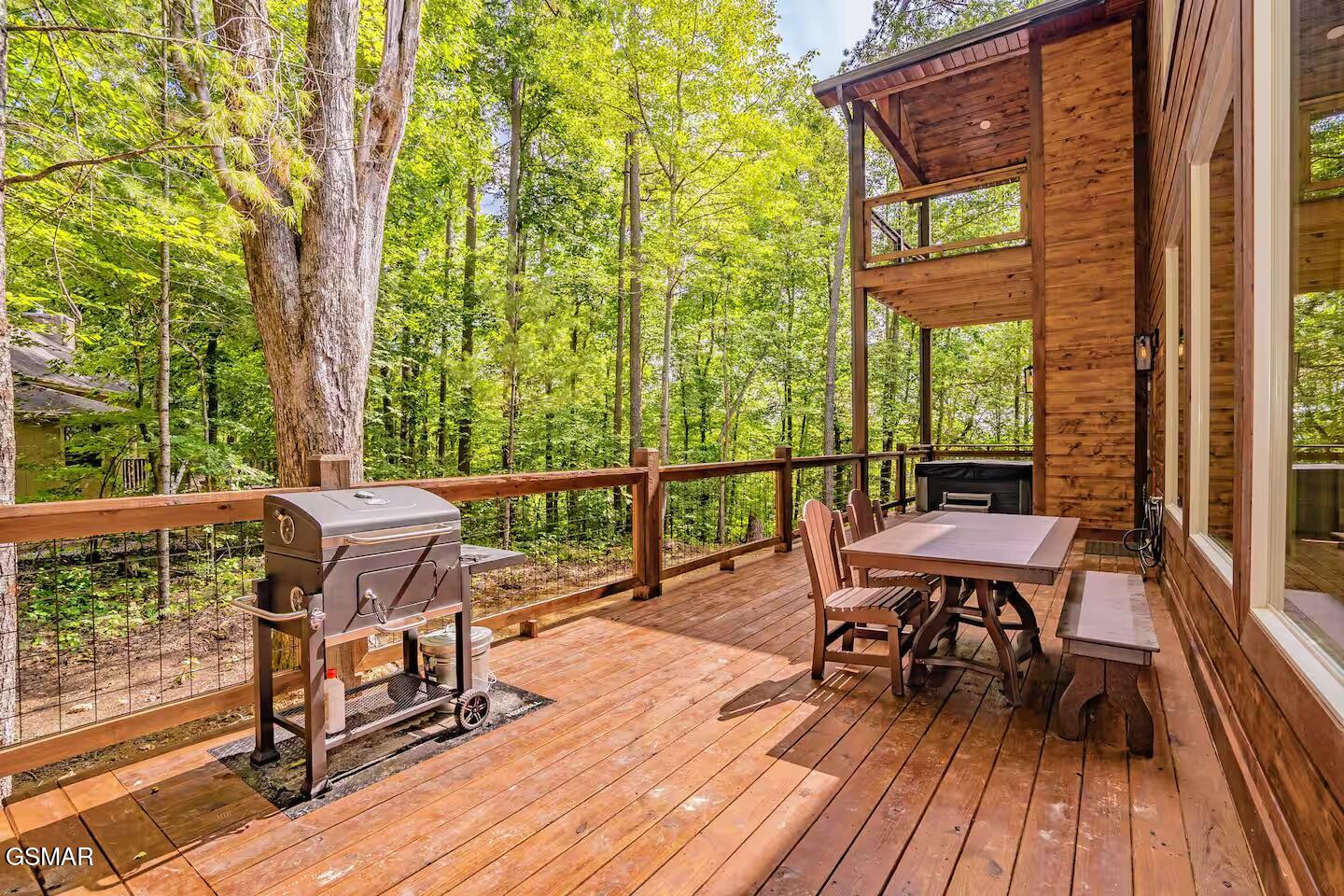 2818 Ridge Creek Circle Sevierville TN 37876