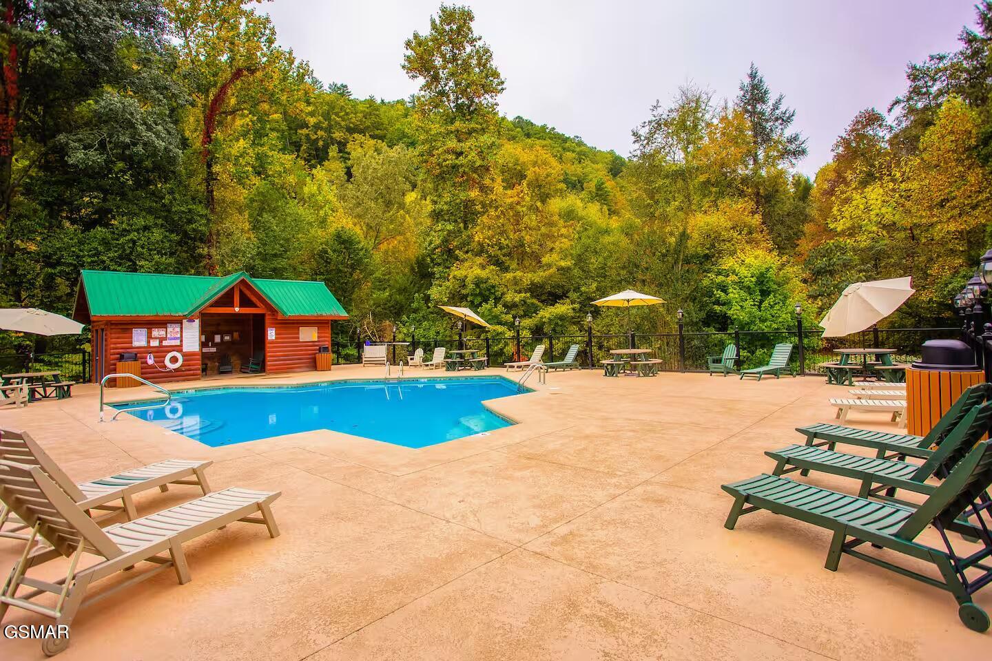 2818 Ridge Creek Circle Sevierville TN 37876