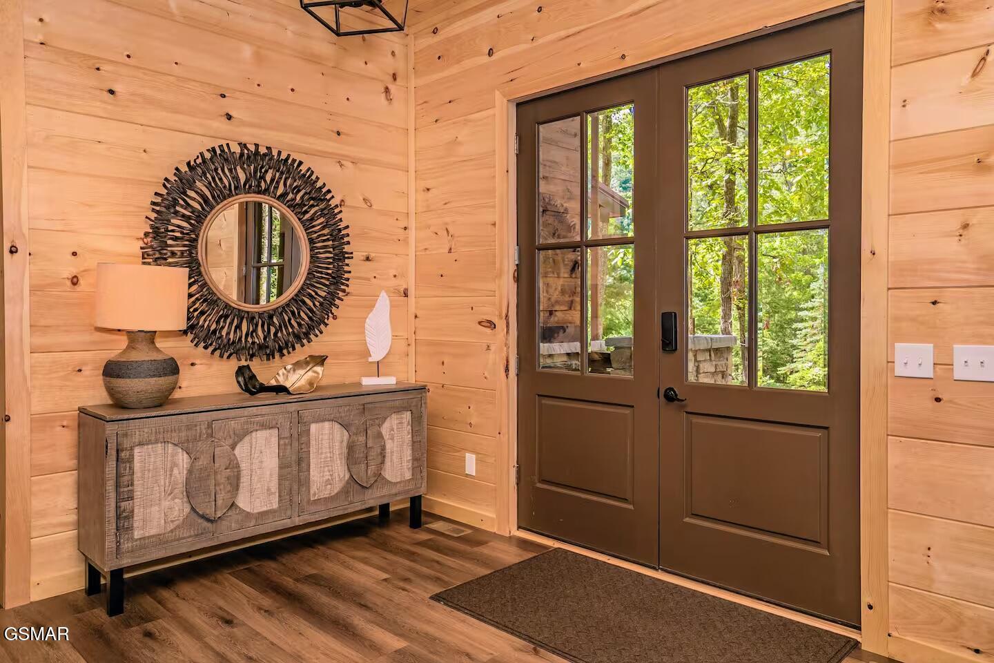 2818 Ridge Creek Circle Sevierville TN 37876