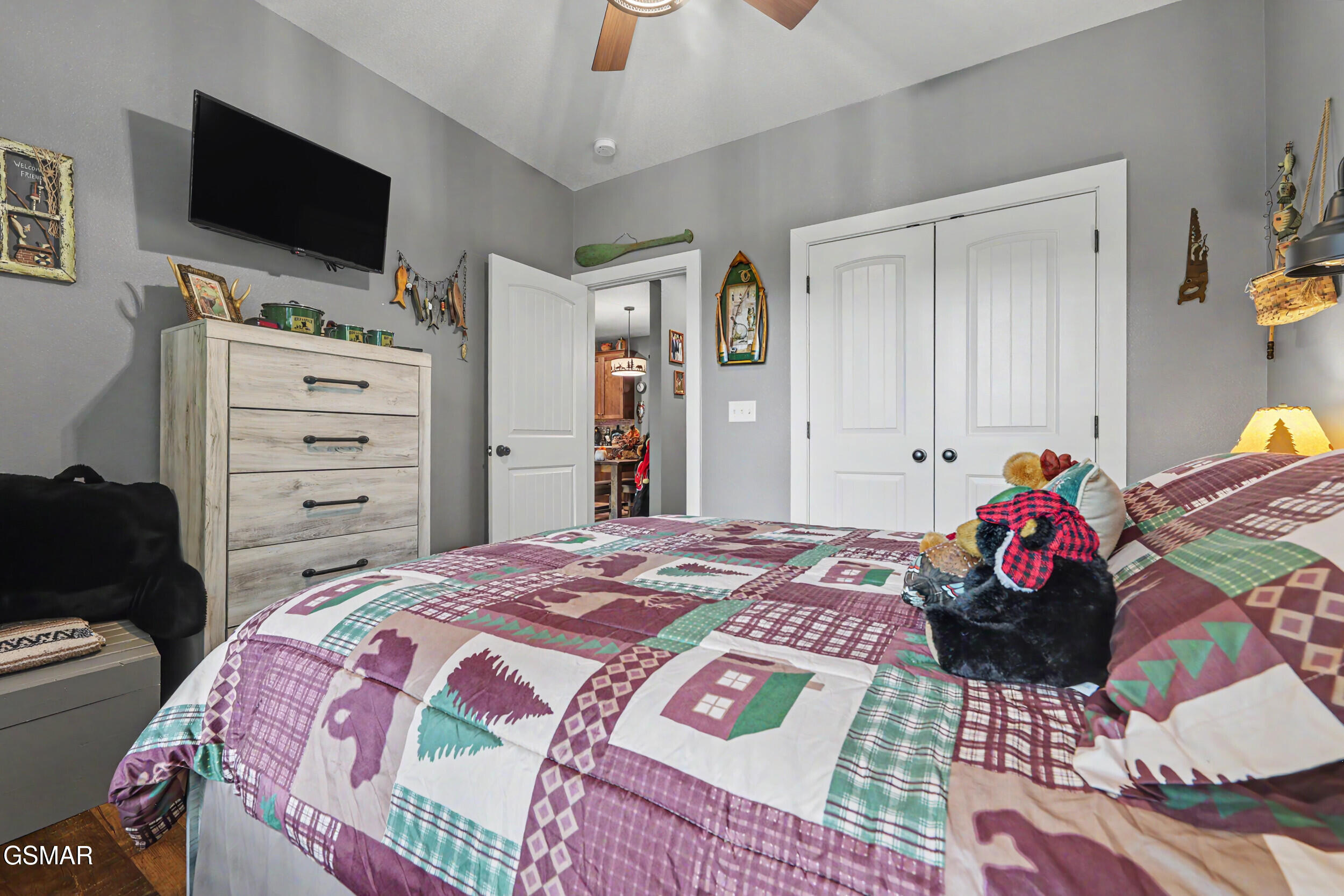 1016 Country Mountain Road Cosby TN 37722