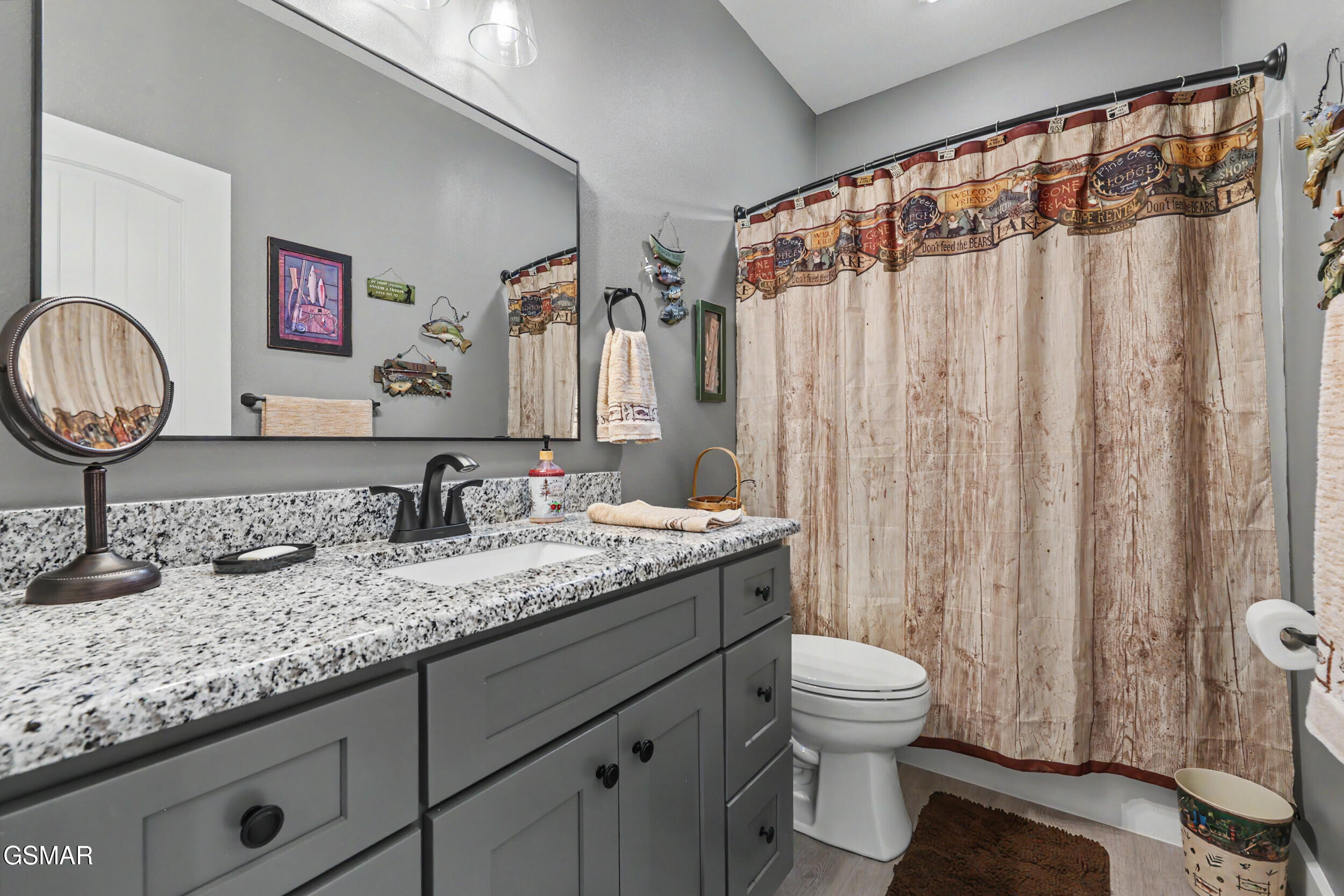 1016 Country Mountain Road Cosby TN 37722