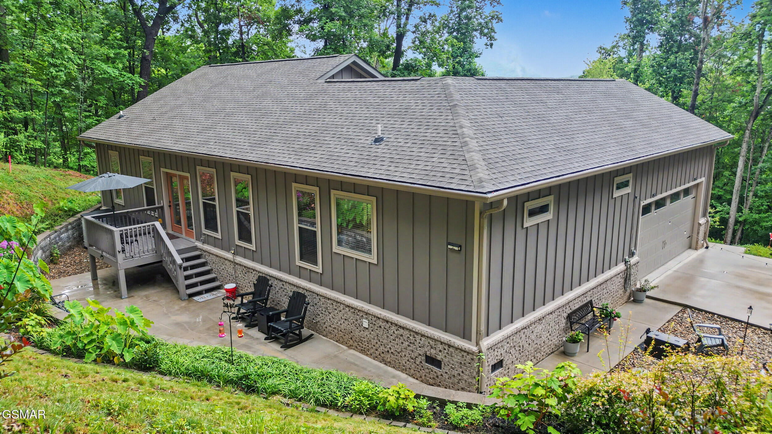 1016 Country Mountain Road Cosby TN 37722