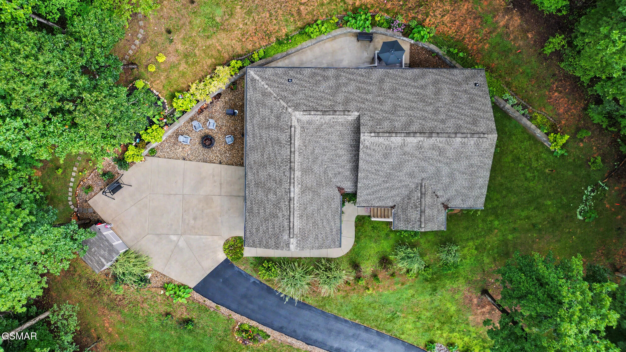 1016 Country Mountain Road Cosby TN 37722