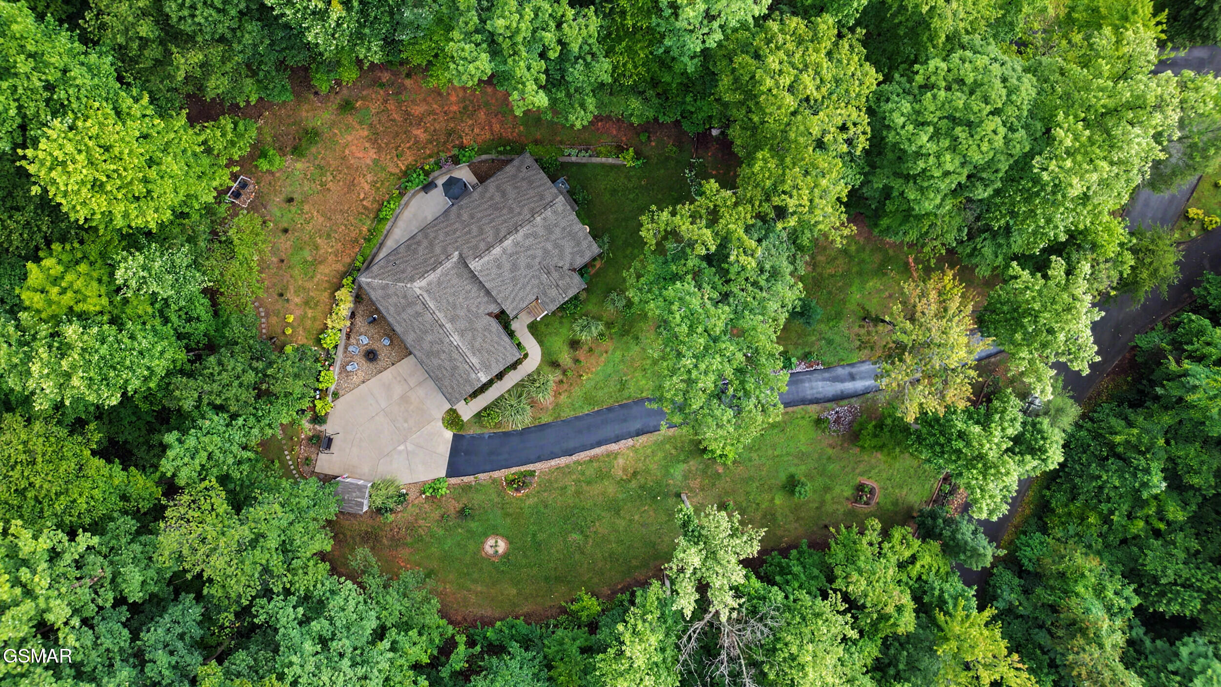 1016 Country Mountain Road Cosby TN 37722