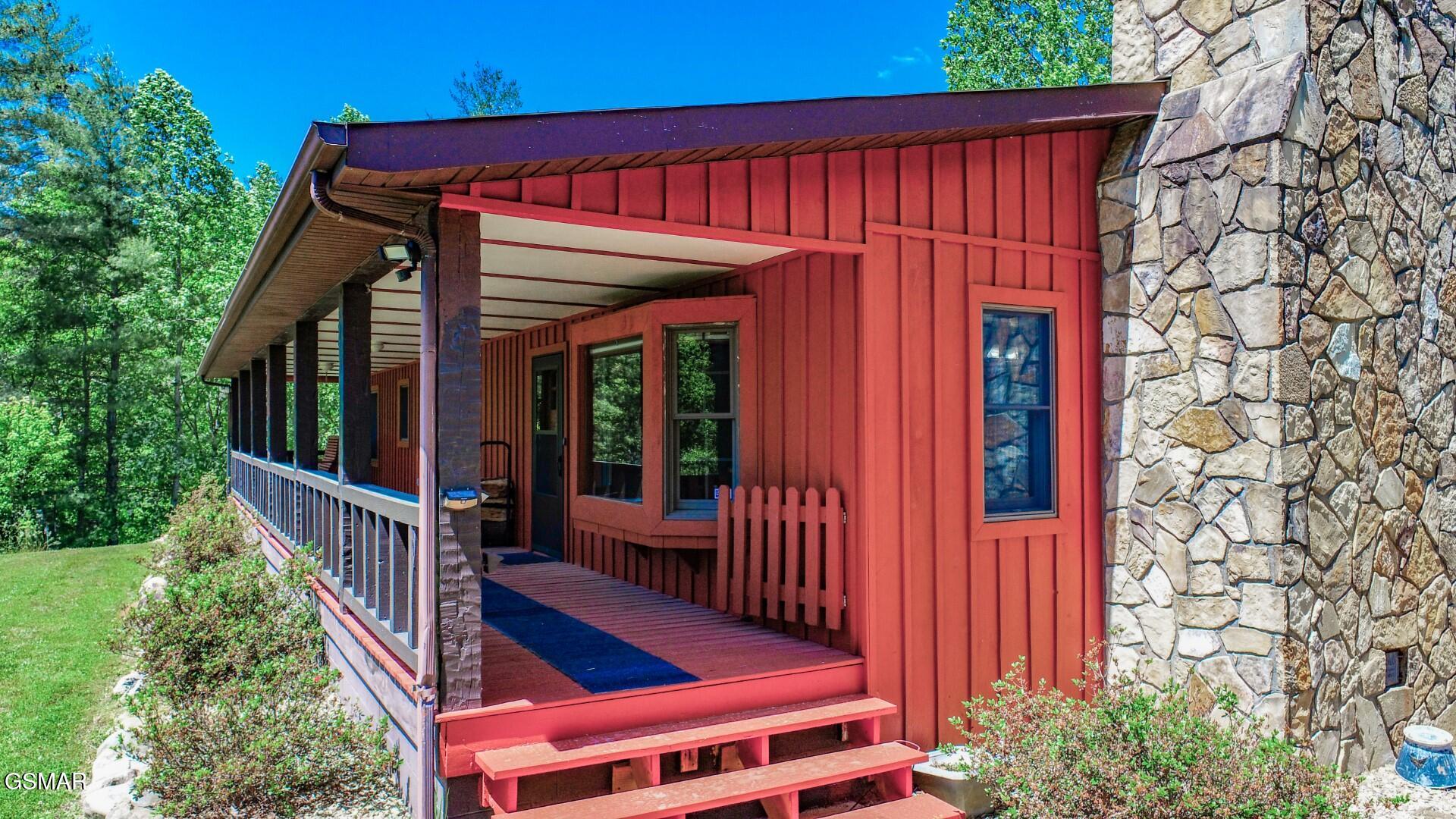 1211 Punkton Road Del Rio TN 37727