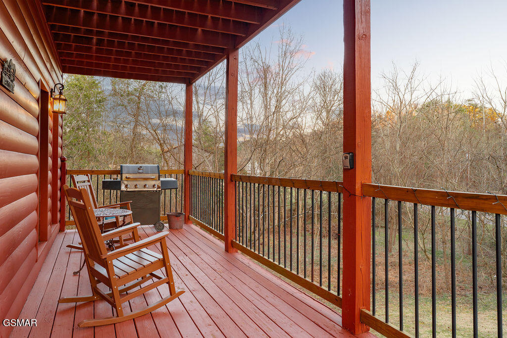 1220 Sugar Loaf Road Sevierville TN 37876