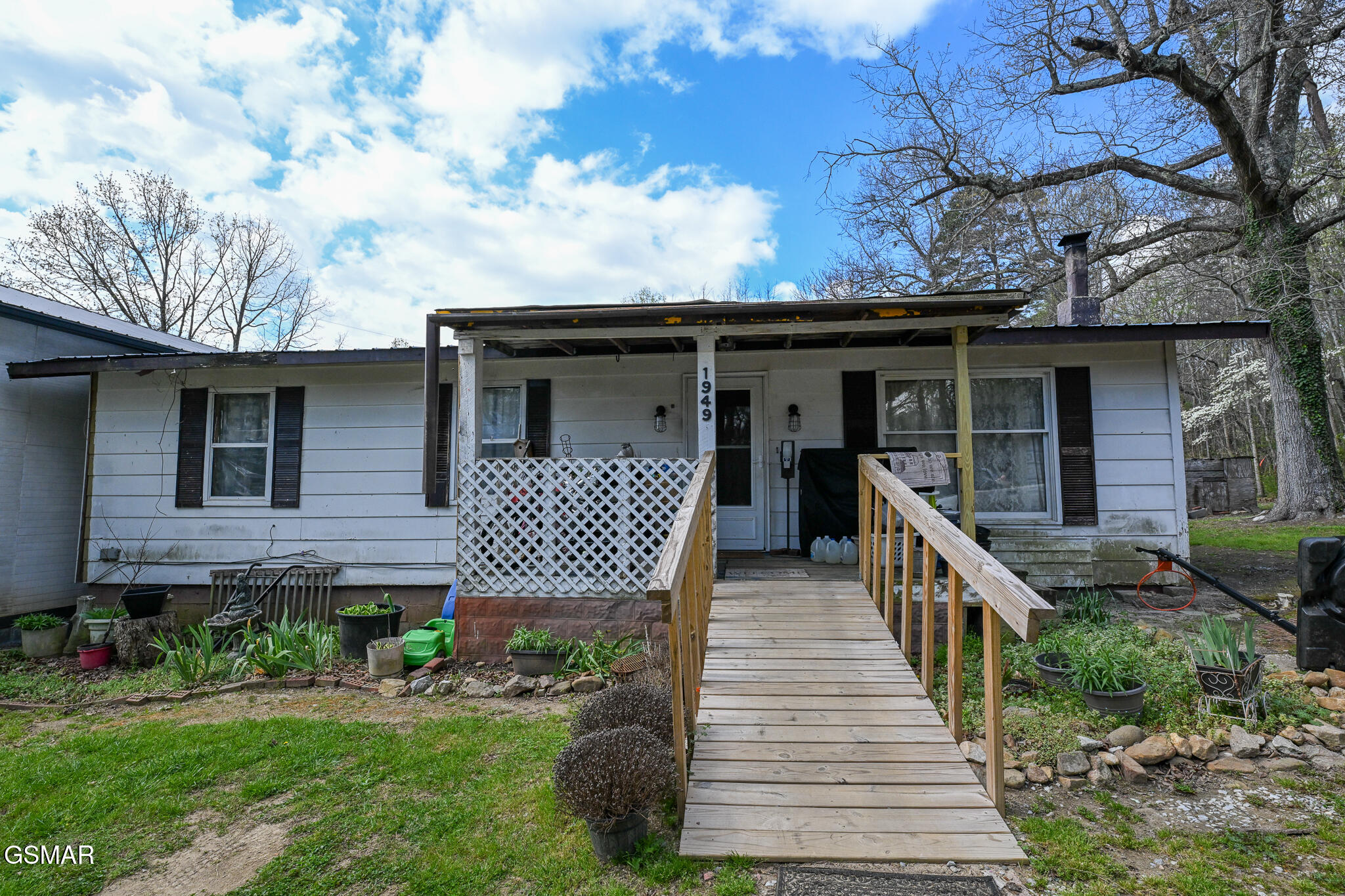 1949 Bluff Mountain Road Sevierville TN 37876