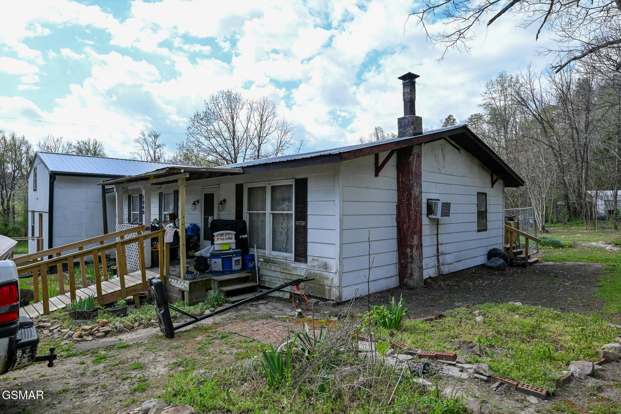 1949 Bluff Mountain Road Sevierville TN 37876