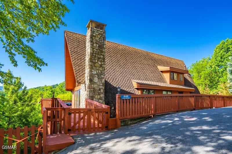 1109 Ski View Drive Gatlinburg TN 37738