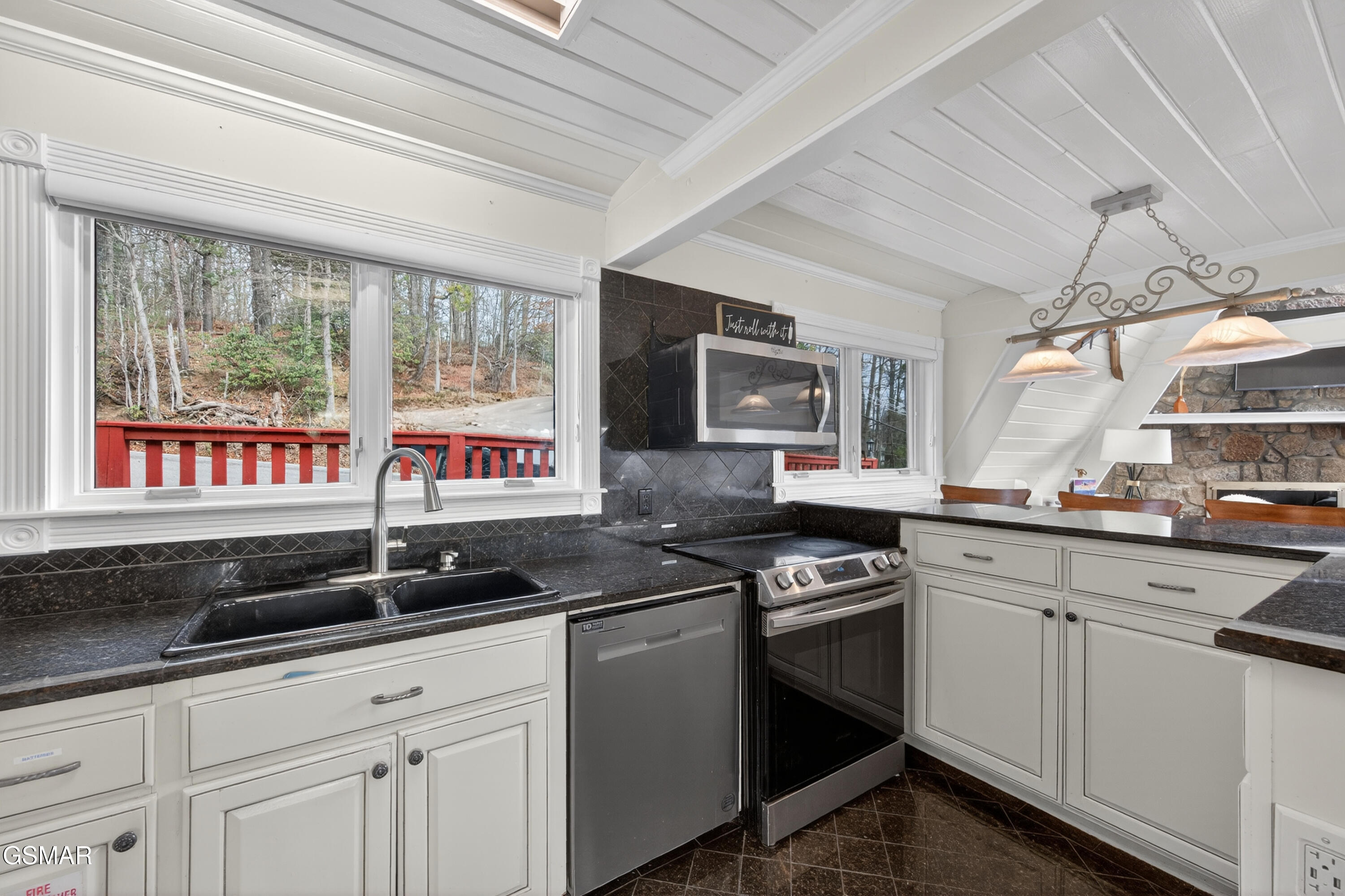 1109 Ski View Drive Gatlinburg TN 37738