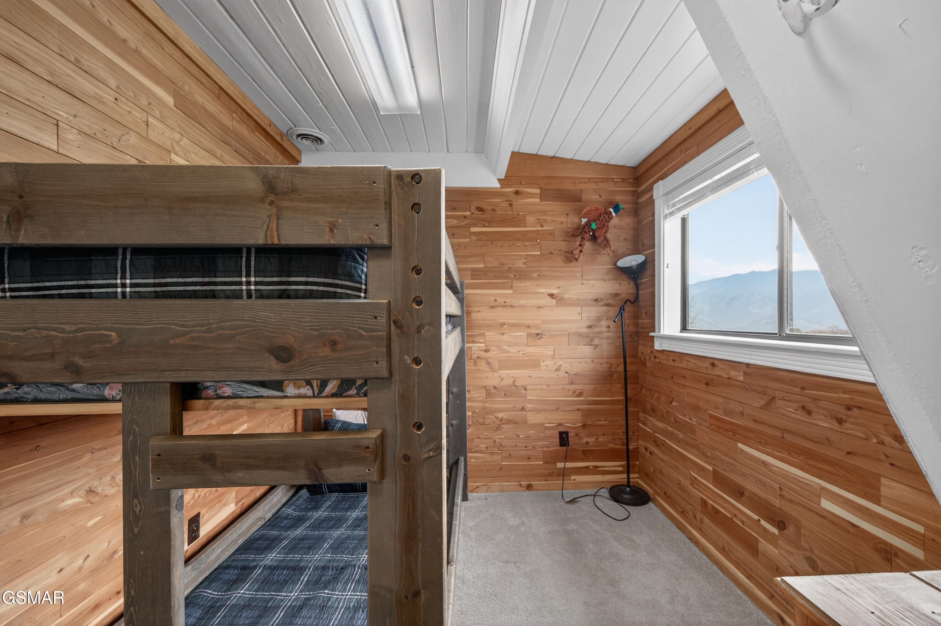 1109 Ski View Drive Gatlinburg TN 37738