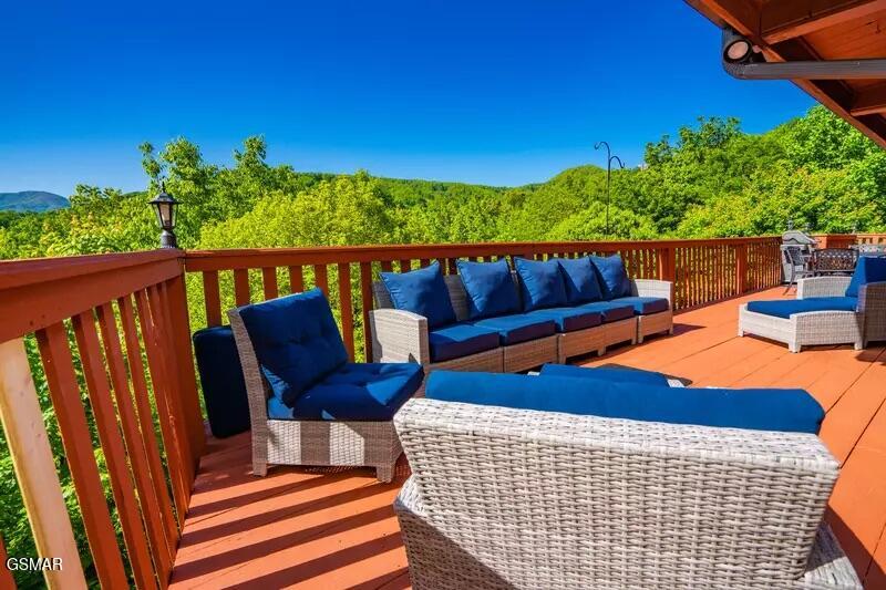 1109 Ski View Drive Gatlinburg TN 37738