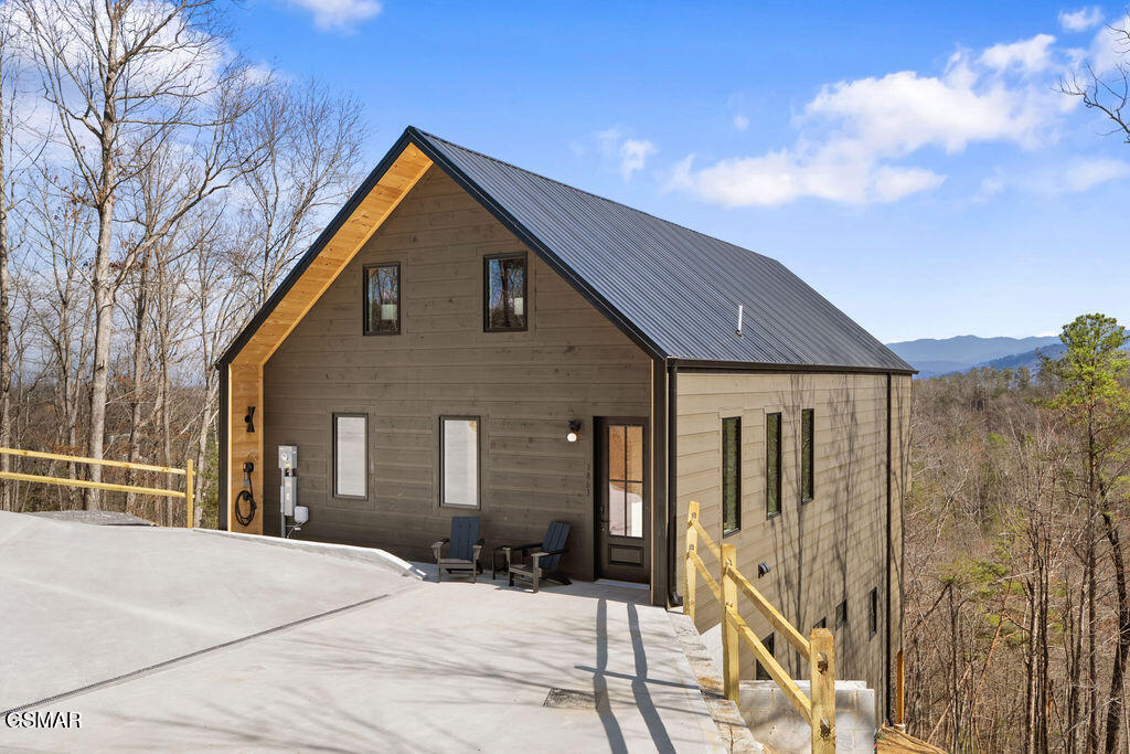 1863 Bluff Ridge Road Sevierville TN 37876