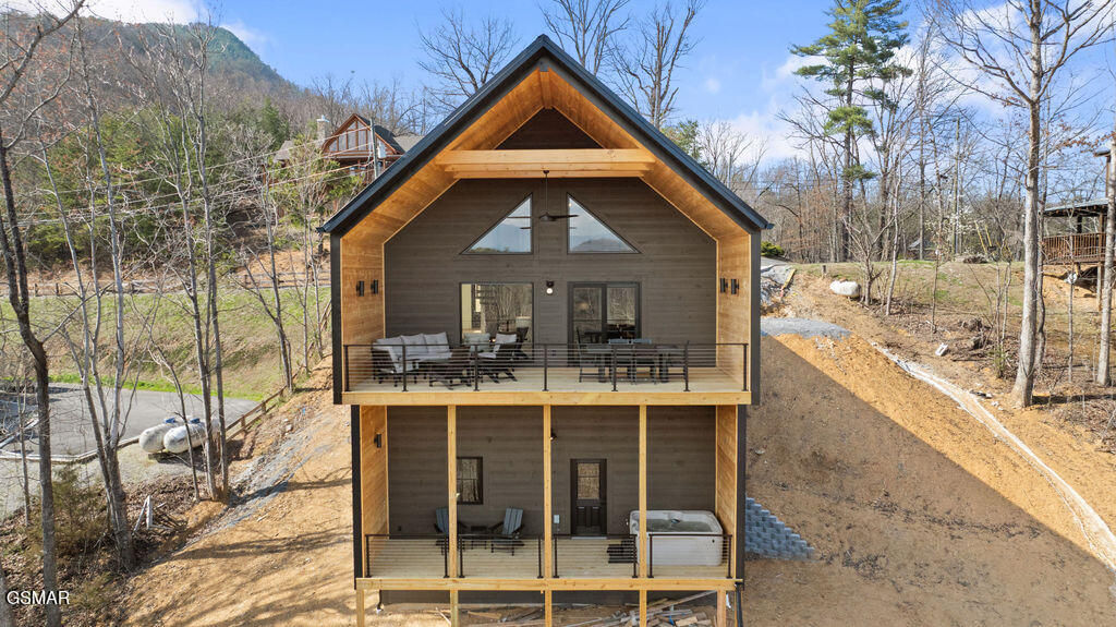 1863 Bluff Ridge Road Sevierville TN 37876