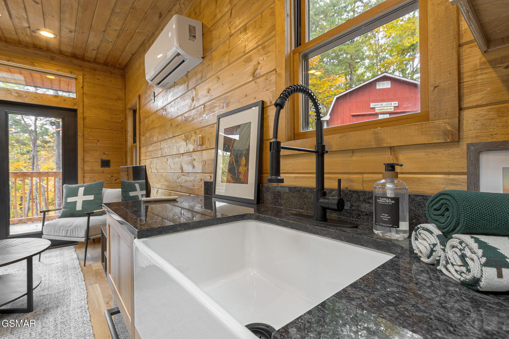 4167 Chamberlain Lane Sevierville TN 37862