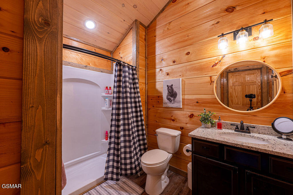 235 Lily Jo Way Sevierville TN 37876