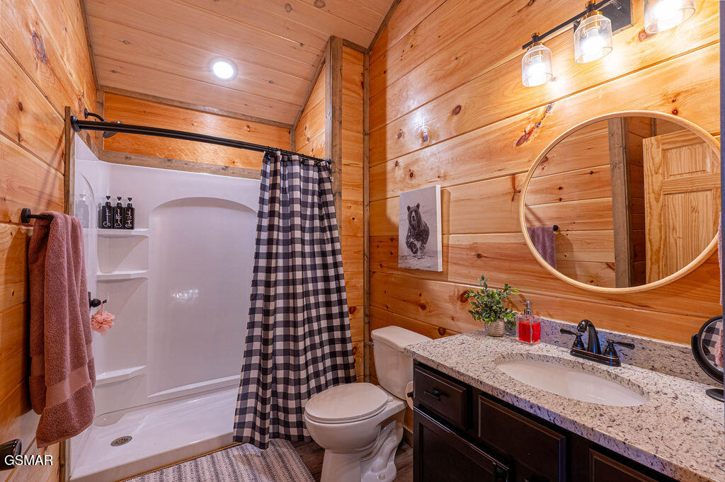 235 Lily Jo Way Sevierville TN 37876