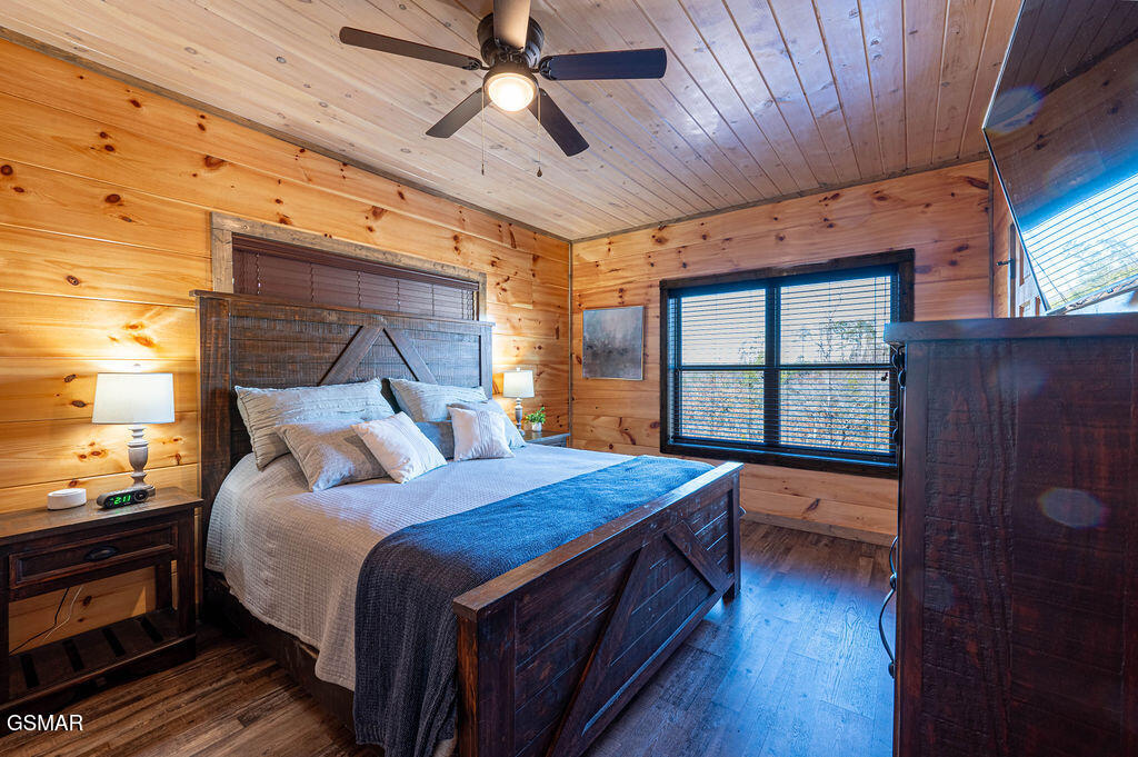 235 Lily Jo Way Sevierville TN 37876