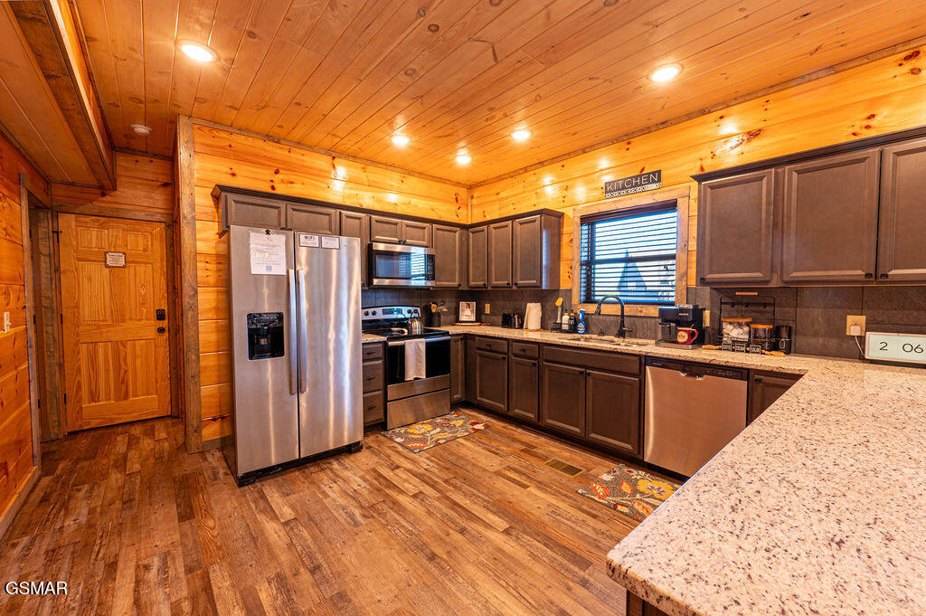 235 Lily Jo Way Sevierville TN 37876