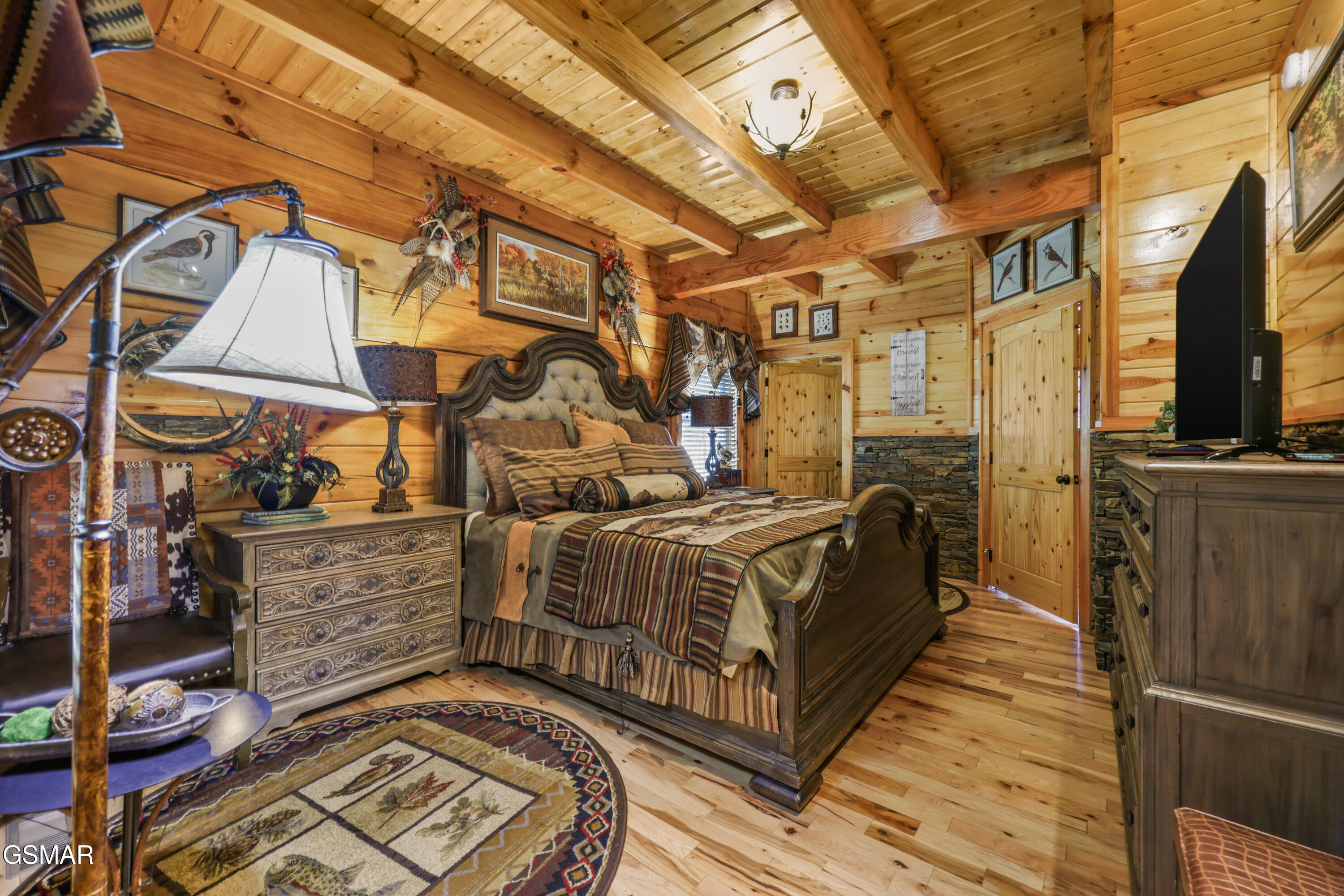 1960 E Mountain Way Sevierville TN 37876