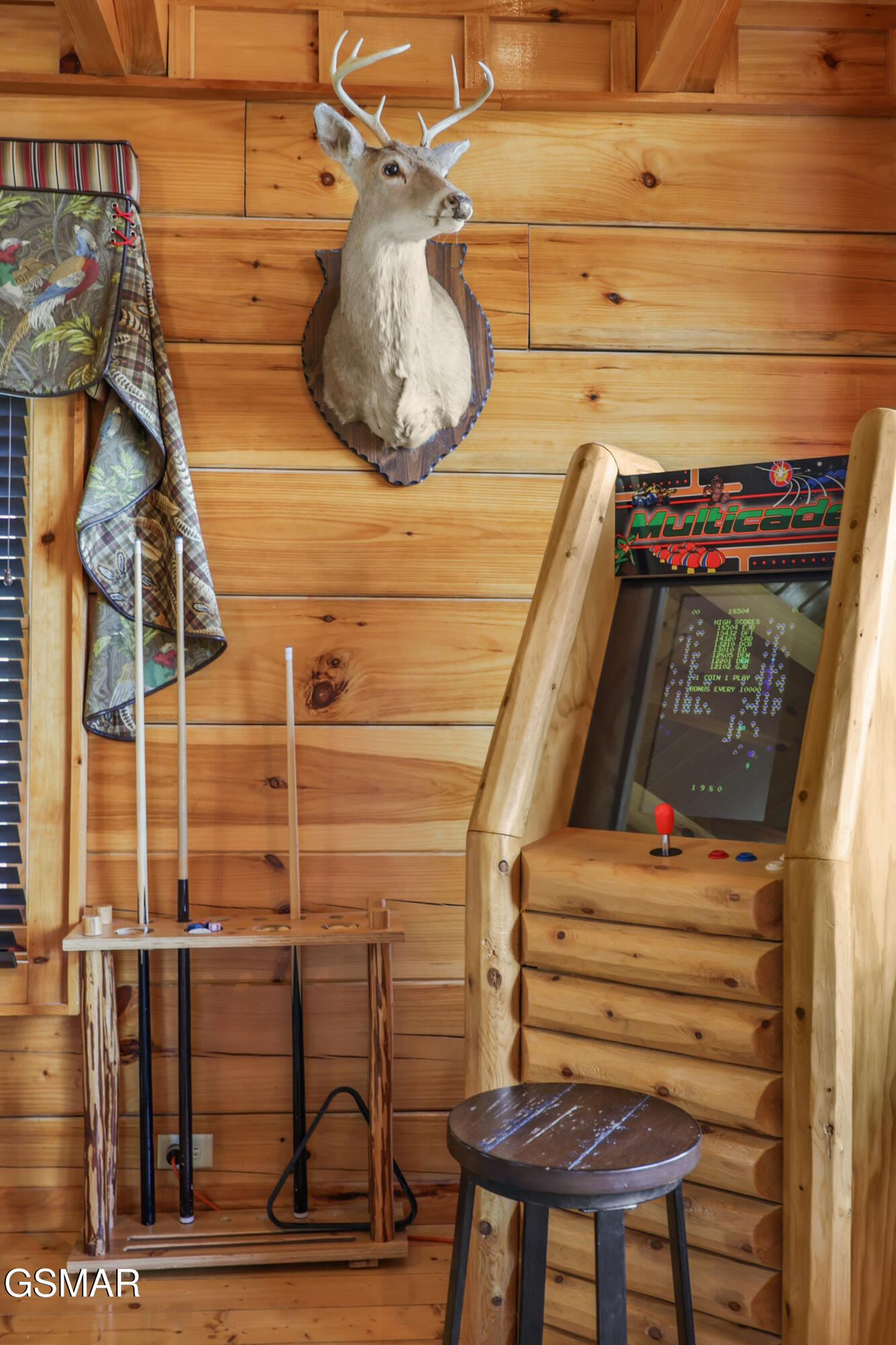 1960 E Mountain Way Sevierville TN 37876