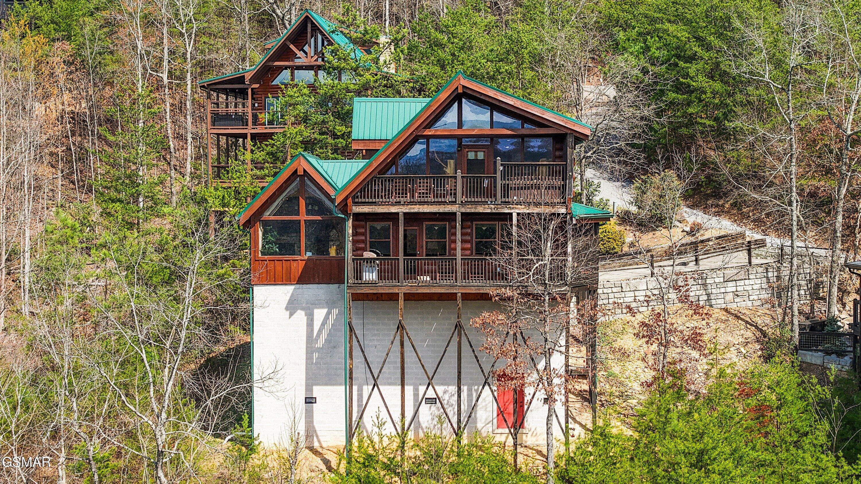 1960 E Mountain Way Sevierville TN 37876