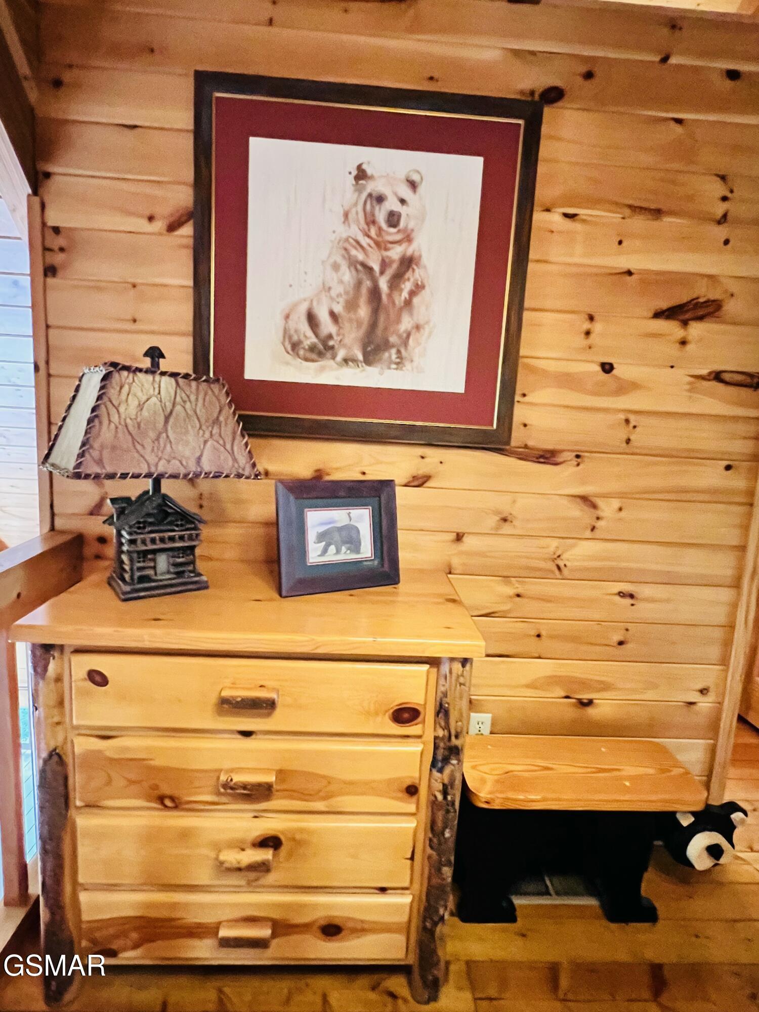 2527 Raccoon Hollow Way Sevierville TN 37862