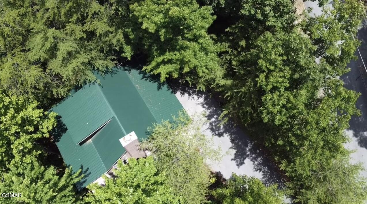 2527 Raccoon Hollow Way Sevierville TN 37862