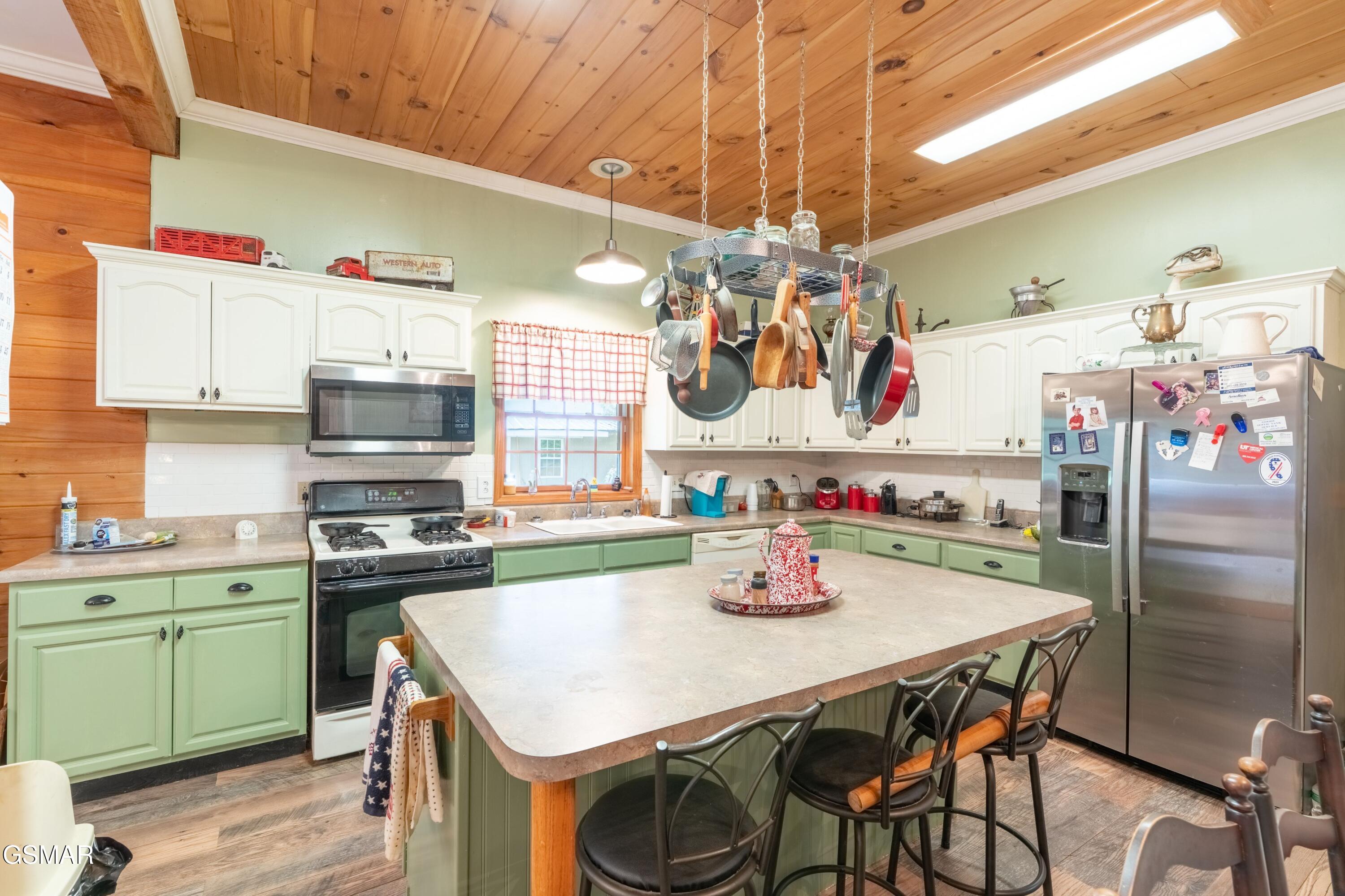 4061 Fox Hunters Lane Sevierville TN 37876
