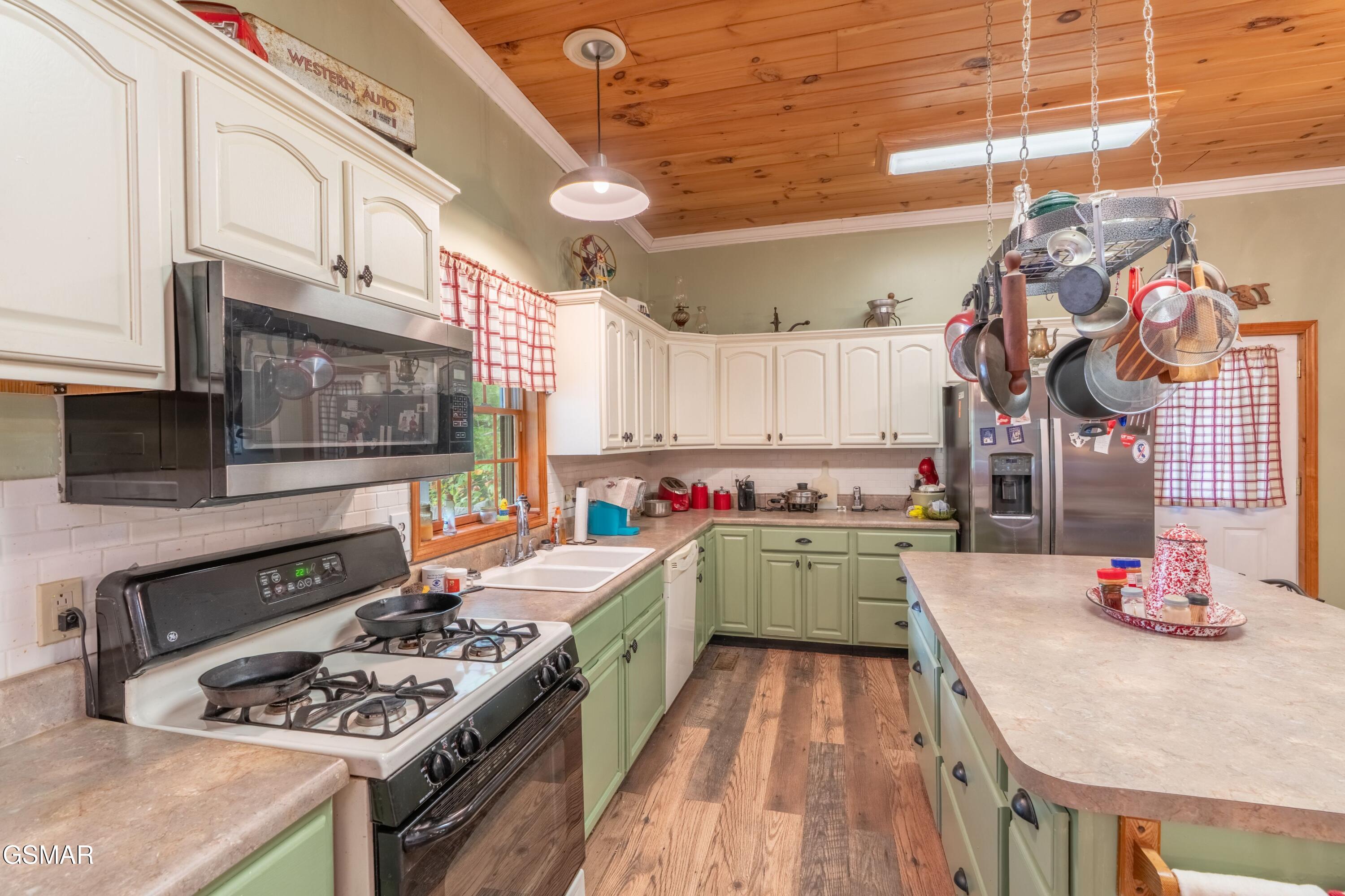4061 Fox Hunters Lane Sevierville TN 37876