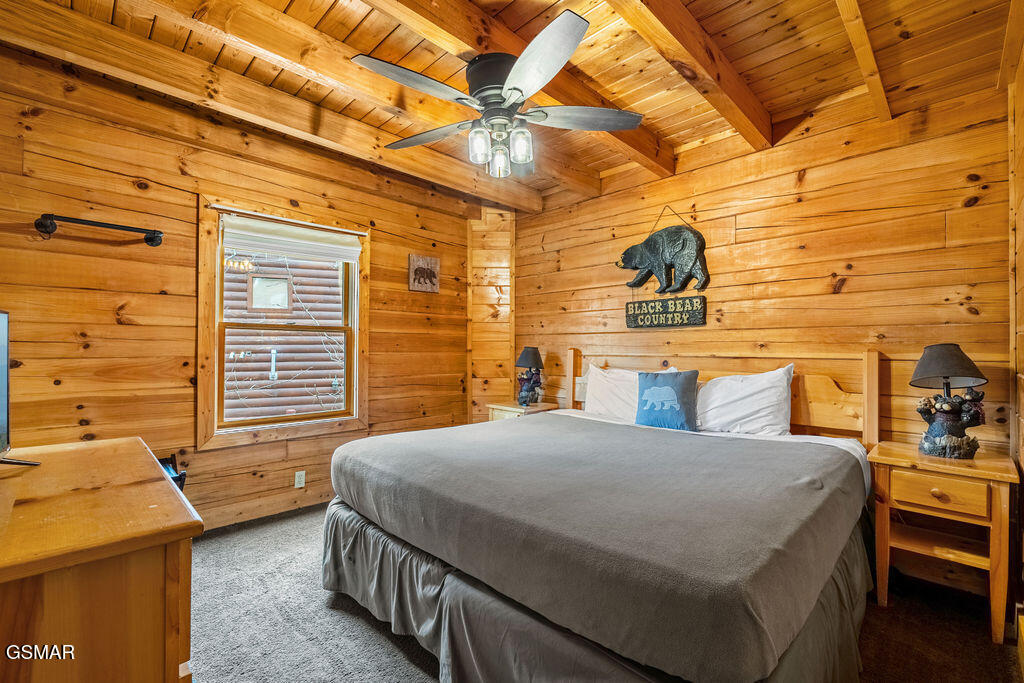 3306 Kestrel Way Pigeon Forge TN 37863