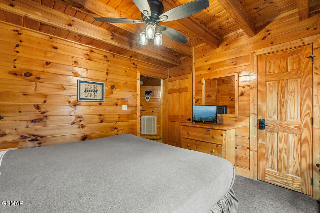 3306 Kestrel Way Pigeon Forge TN 37863