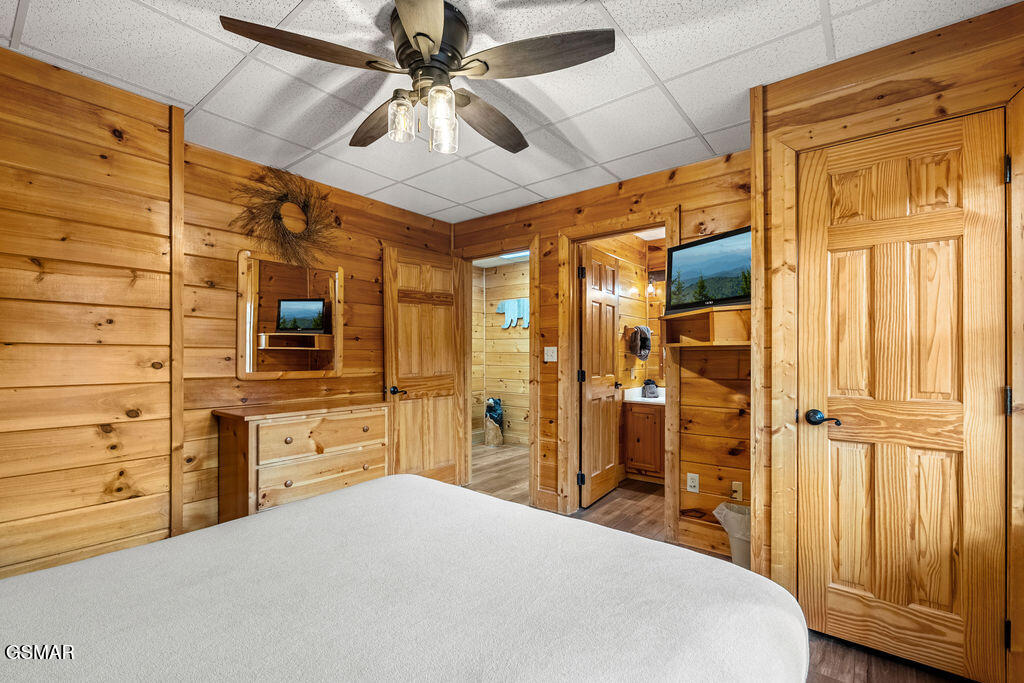 3306 Kestrel Way Pigeon Forge TN 37863