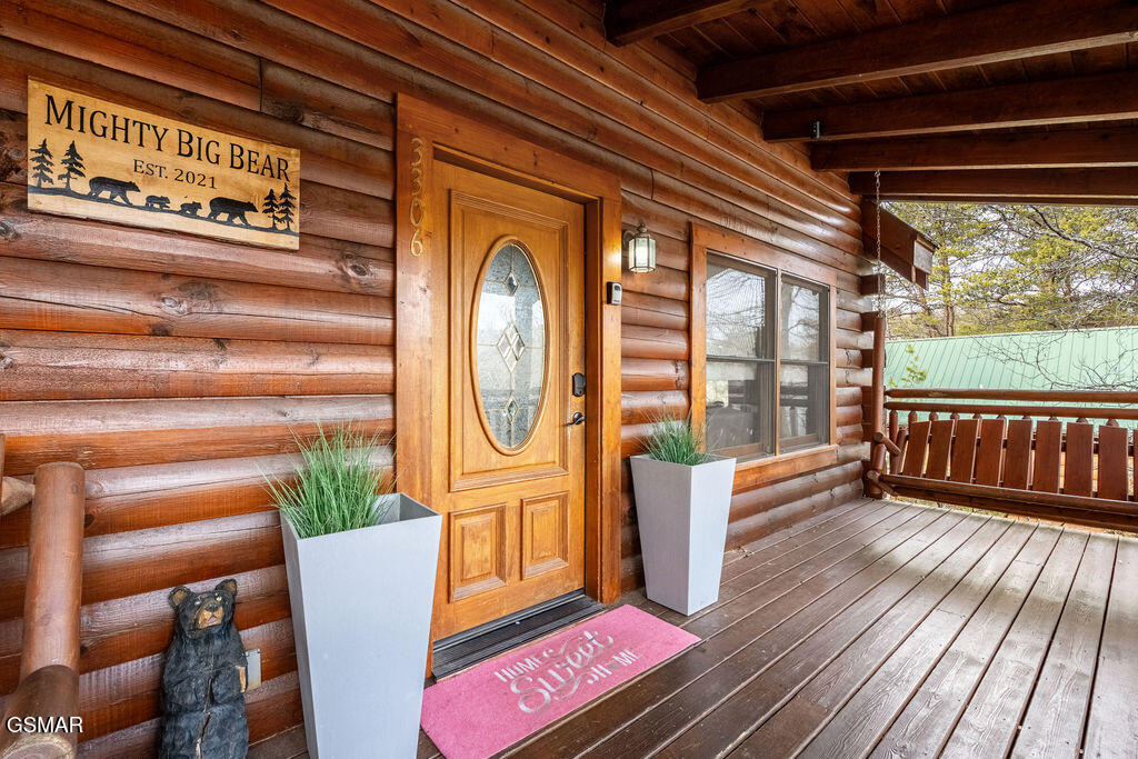 3306 Kestrel Way Pigeon Forge TN 37863