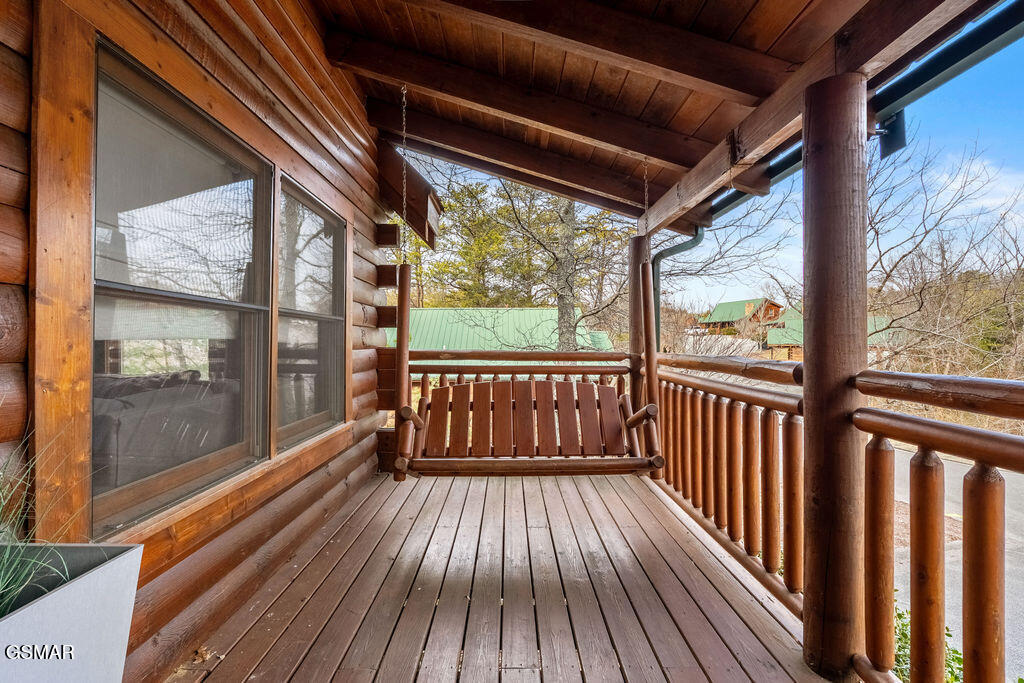 3306 Kestrel Way Pigeon Forge TN 37863