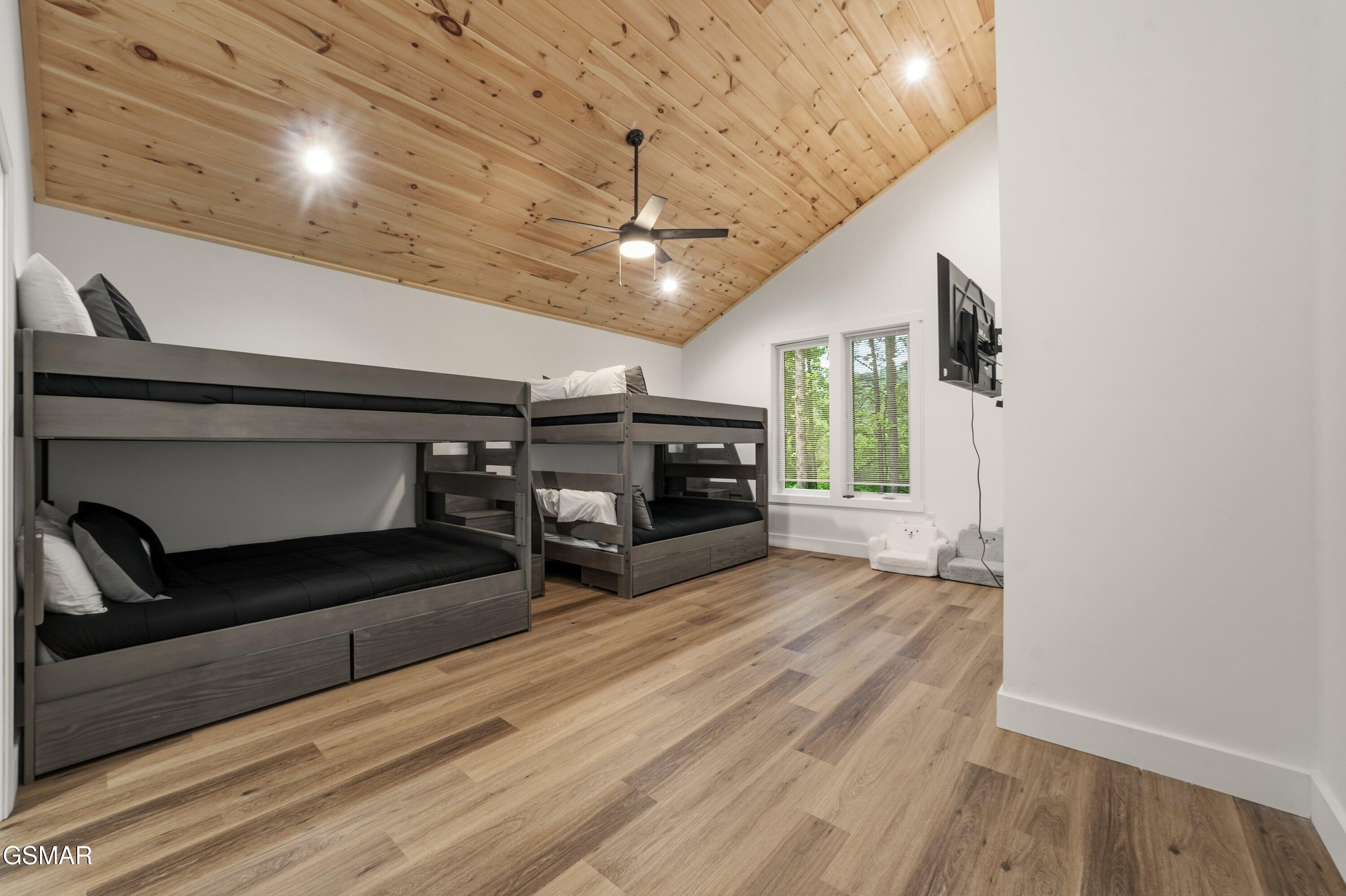 2825 Whisper Creek Lane Sevierville TN 37862